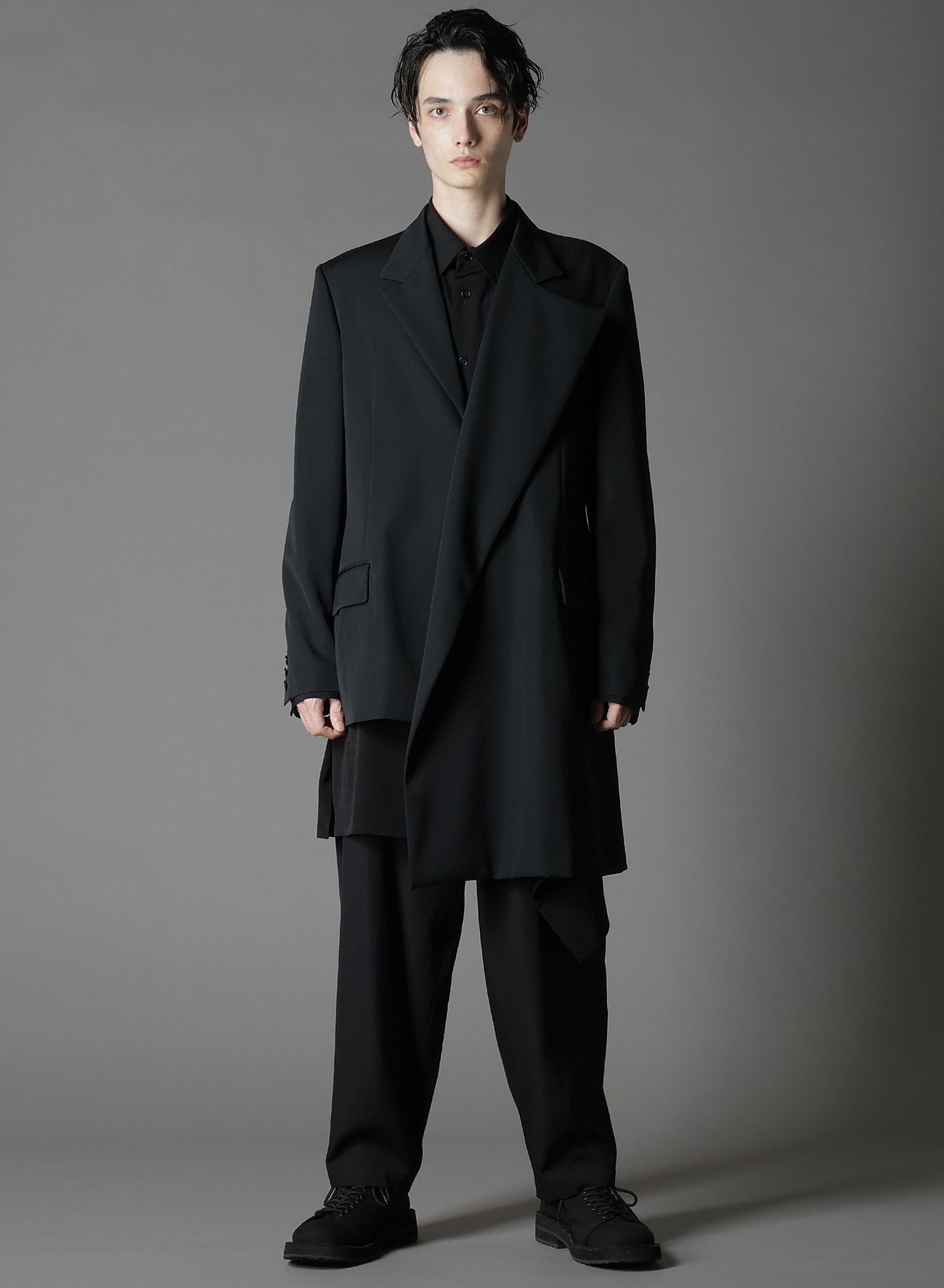 WOOL GABARDINE ASYMMETRICAL JACKET