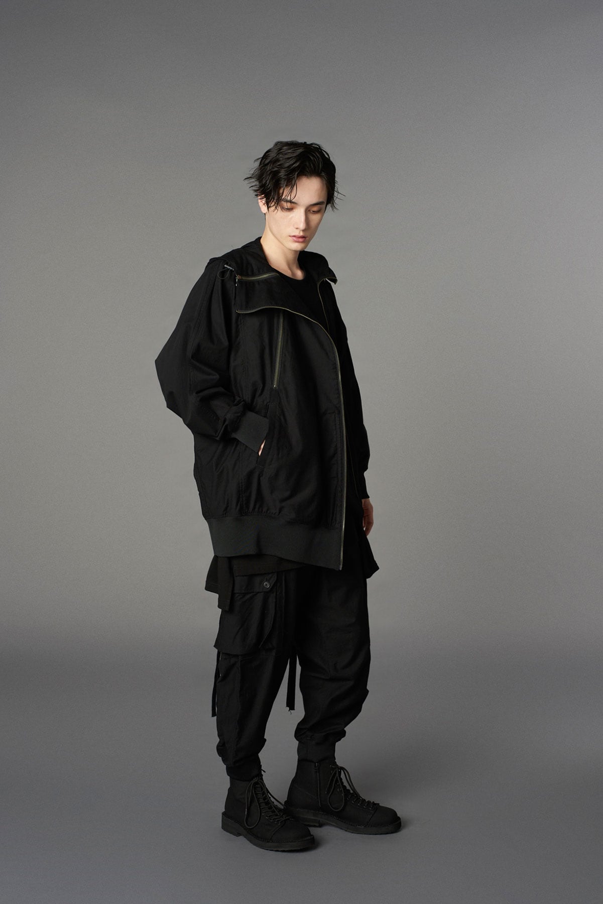 WIDE TWILL INVERTED V PARKA BLOUSON