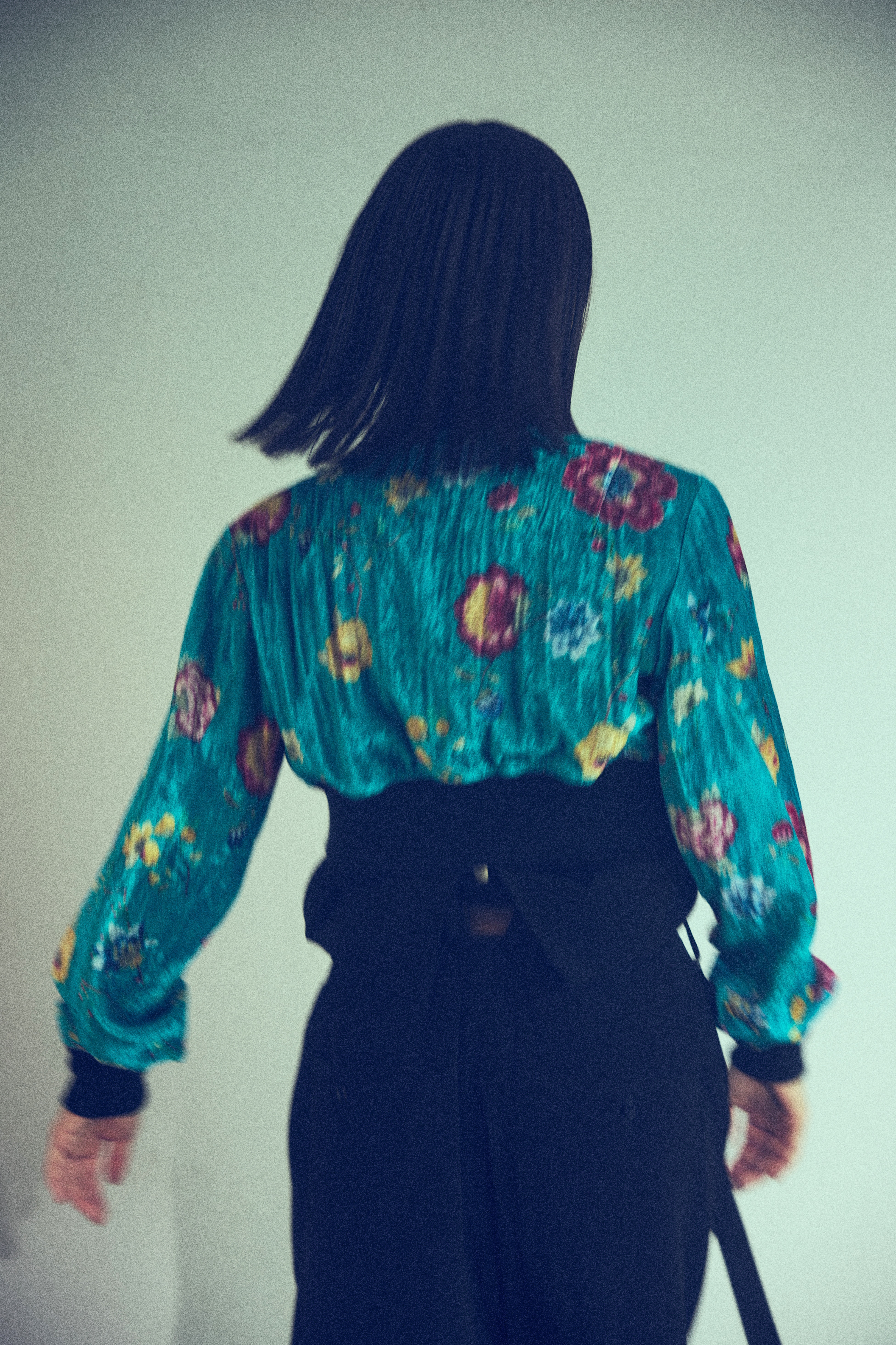 【1/17 10:00 Release】RAYON VELVET CHINESE FLOWER+NY SWITCHING MATERIAL SHORT JACKET