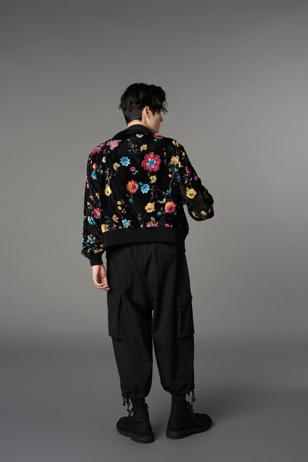 【1/17 10:00 Release】RAYON VELVET CHINESE FLOWER+NY SWITCHING MATERIAL BLOUSON