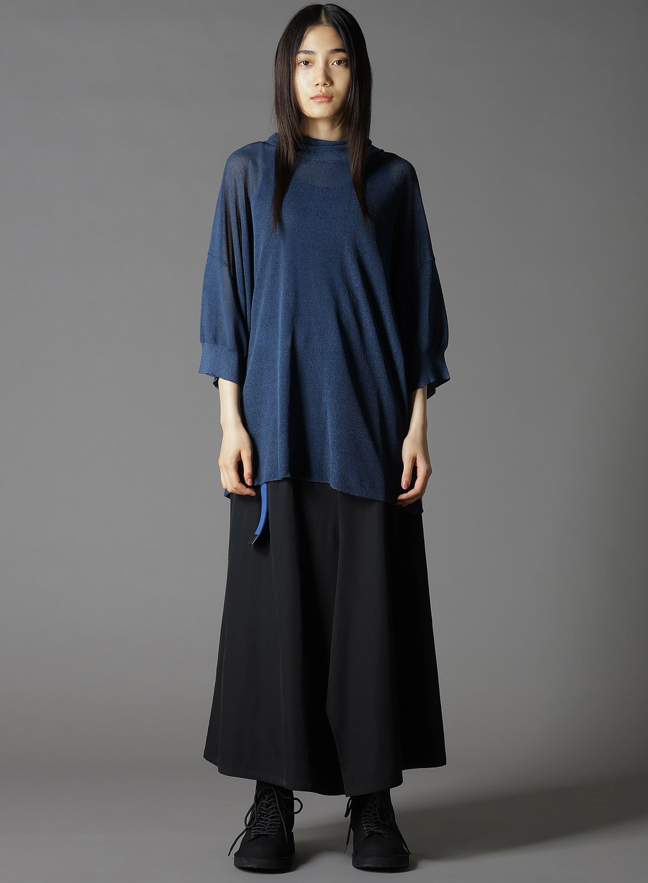 PAPER YARN SHEER HIGH NECK KNIT