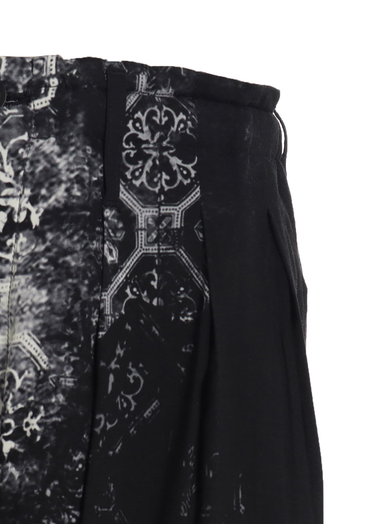 RAYON PRINT TILE PATTERN BALLOON PANTS