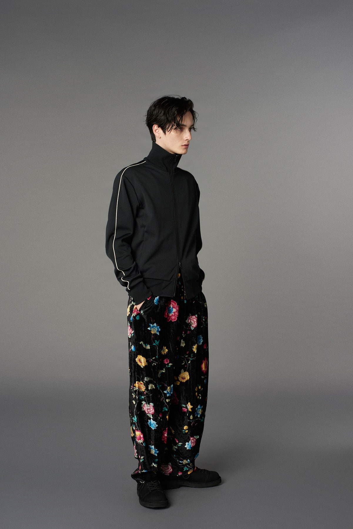 【1/17 10:00 Release】RAYON VELVET PRINT CHINESE FLOWER WAIST DRAWSTRING PANTS