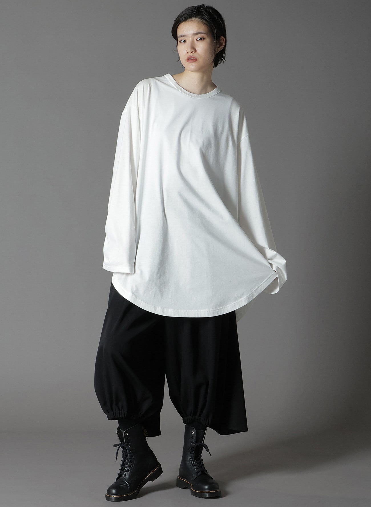 WOOL GABARDINE BALLOON CROW PANTS