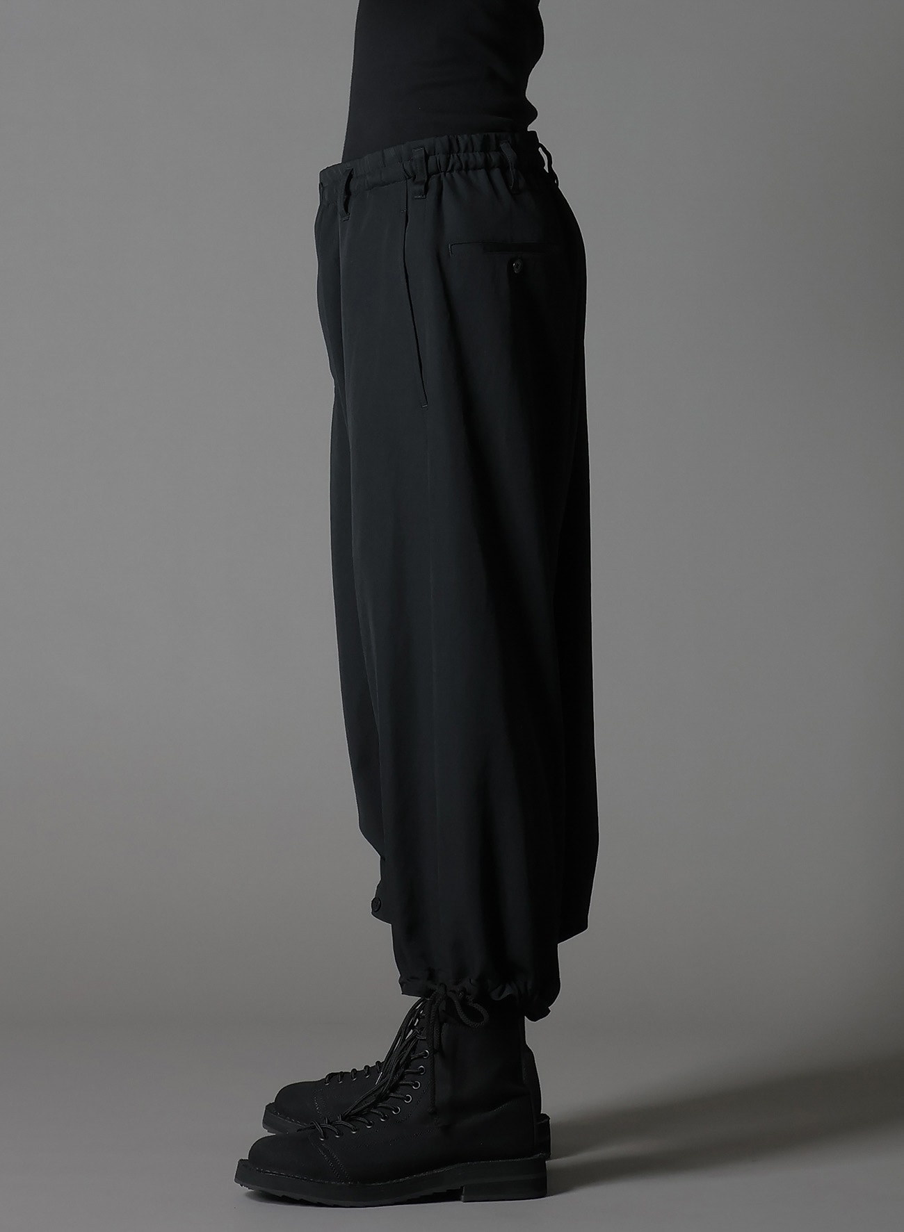 WOOL GABARDINE INSEAM BUTTON SAROUEL PANTS