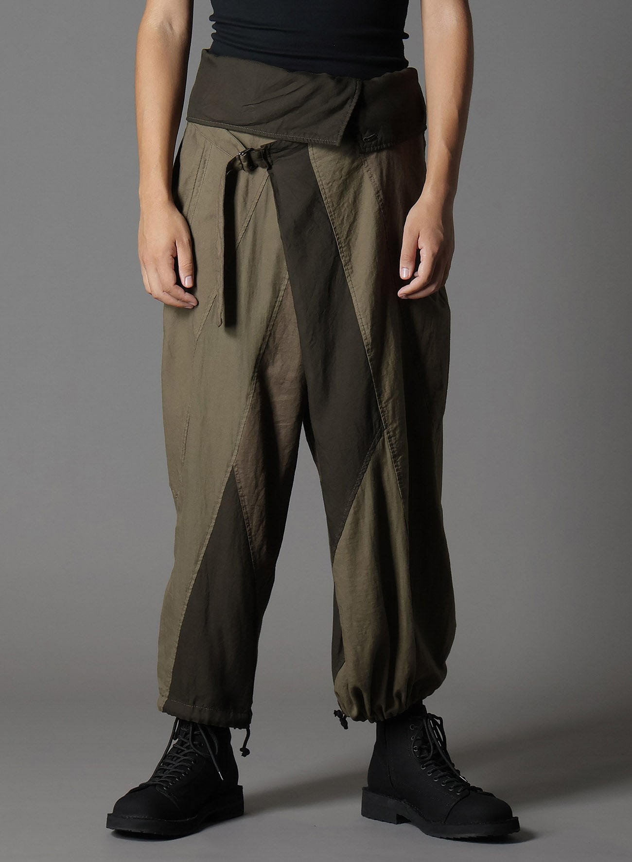 【1/17 10:00 Release】CUBISM PATCHWORK  PRODUCT DYED HIGH WAIST TUCK PANTS