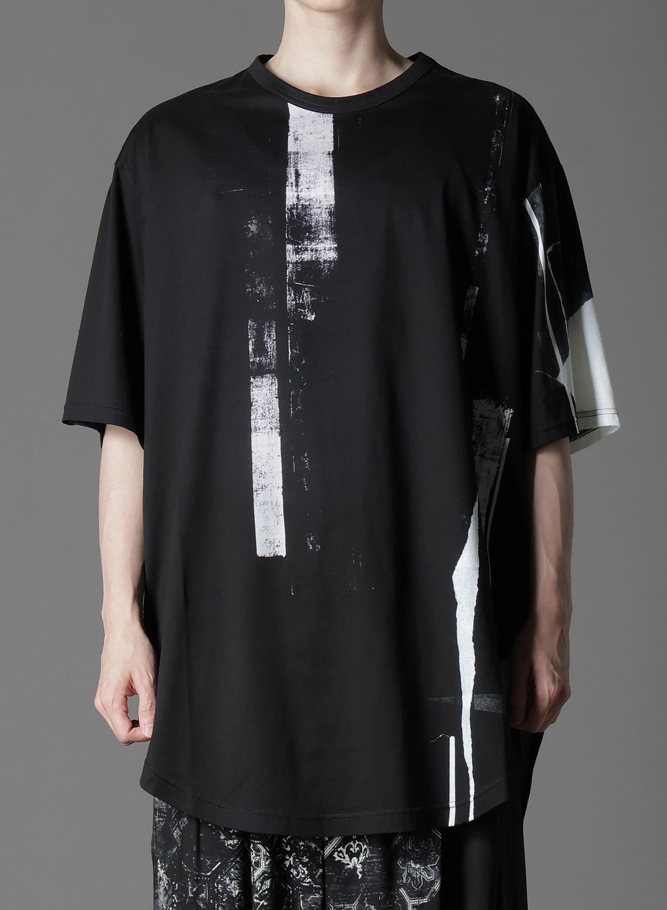 COTTON JERSEY TORN PATTERN HEM ROUND JUMBO T-SHIRT SHORT SLEEVES