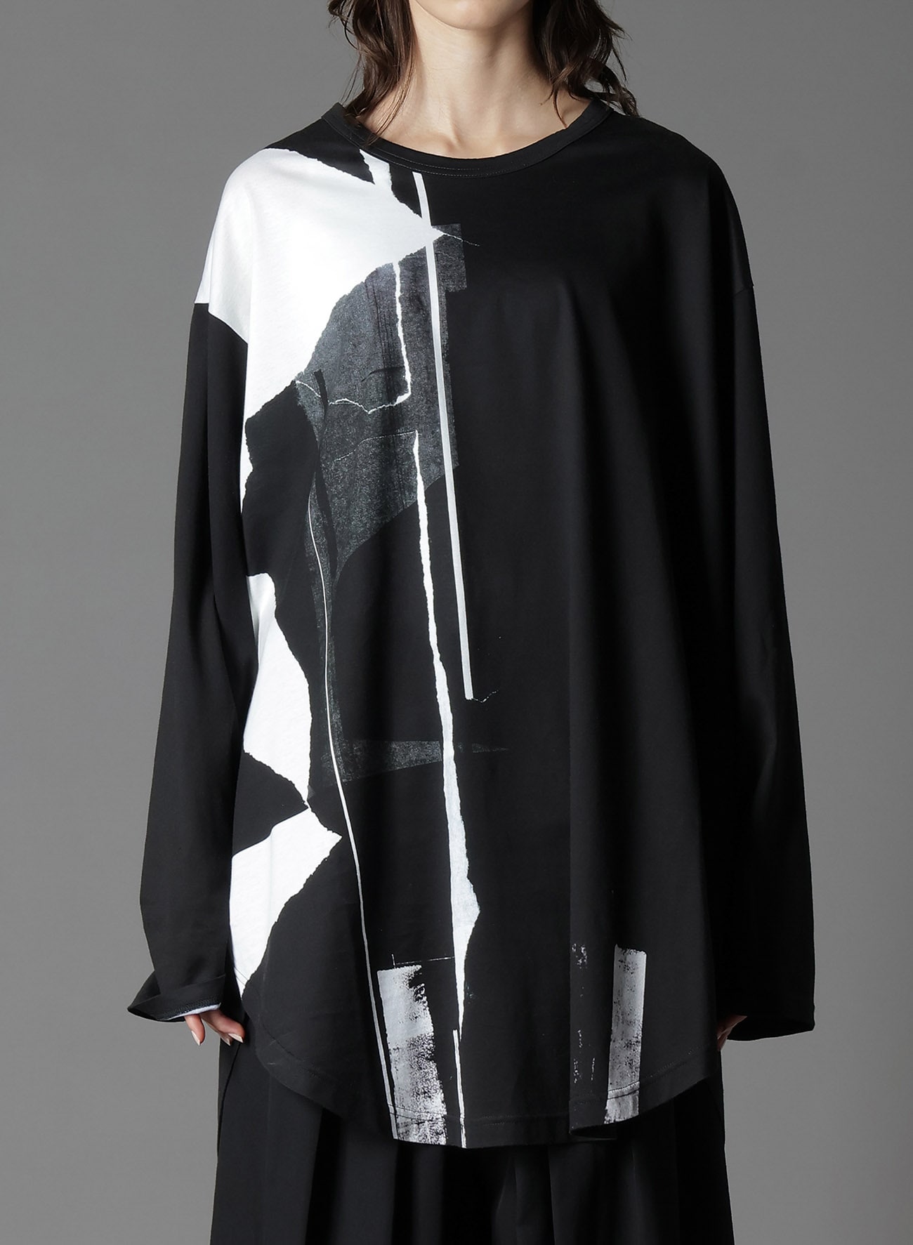 COTTON JERSEY TORN PATTERN HEM ROUND JUMBO T-SHIRT LONG SLEEVES