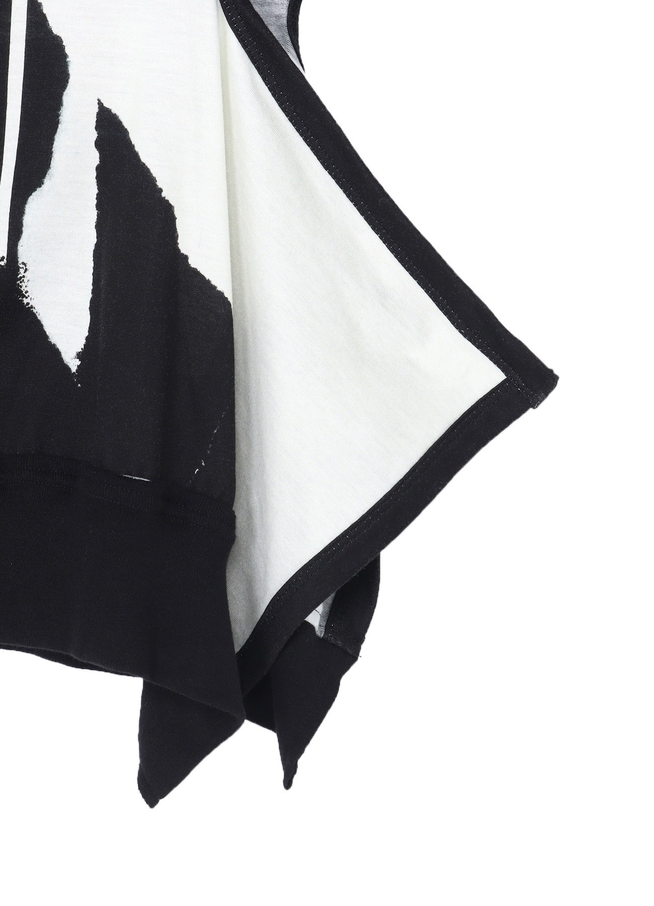 COTTON JERSEY TORN PATTERN SLASH PIPING T-SHIRT