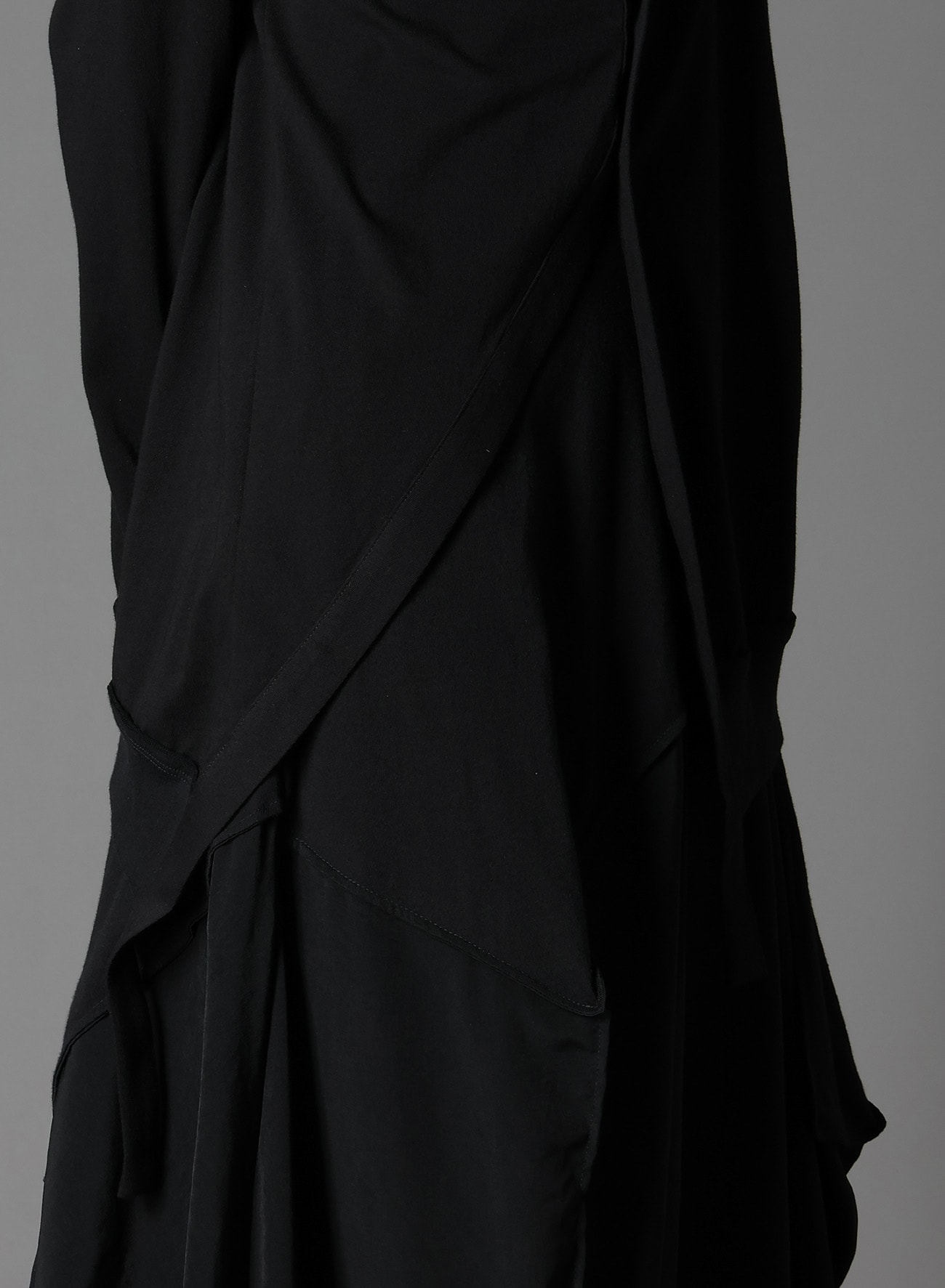 ULTIMA JERSEY ASYMMETRICAL CARDIGAN