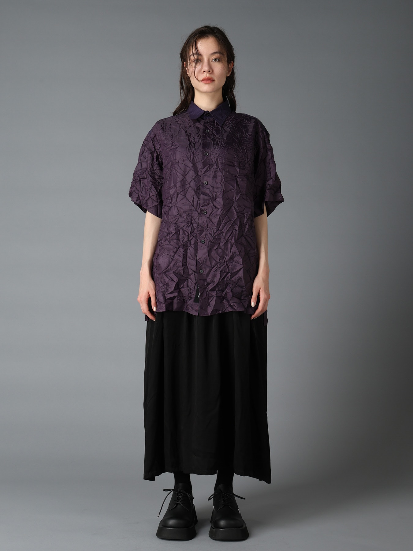 CRUSHED FABRIC SHORT SLEEVE SHIRT