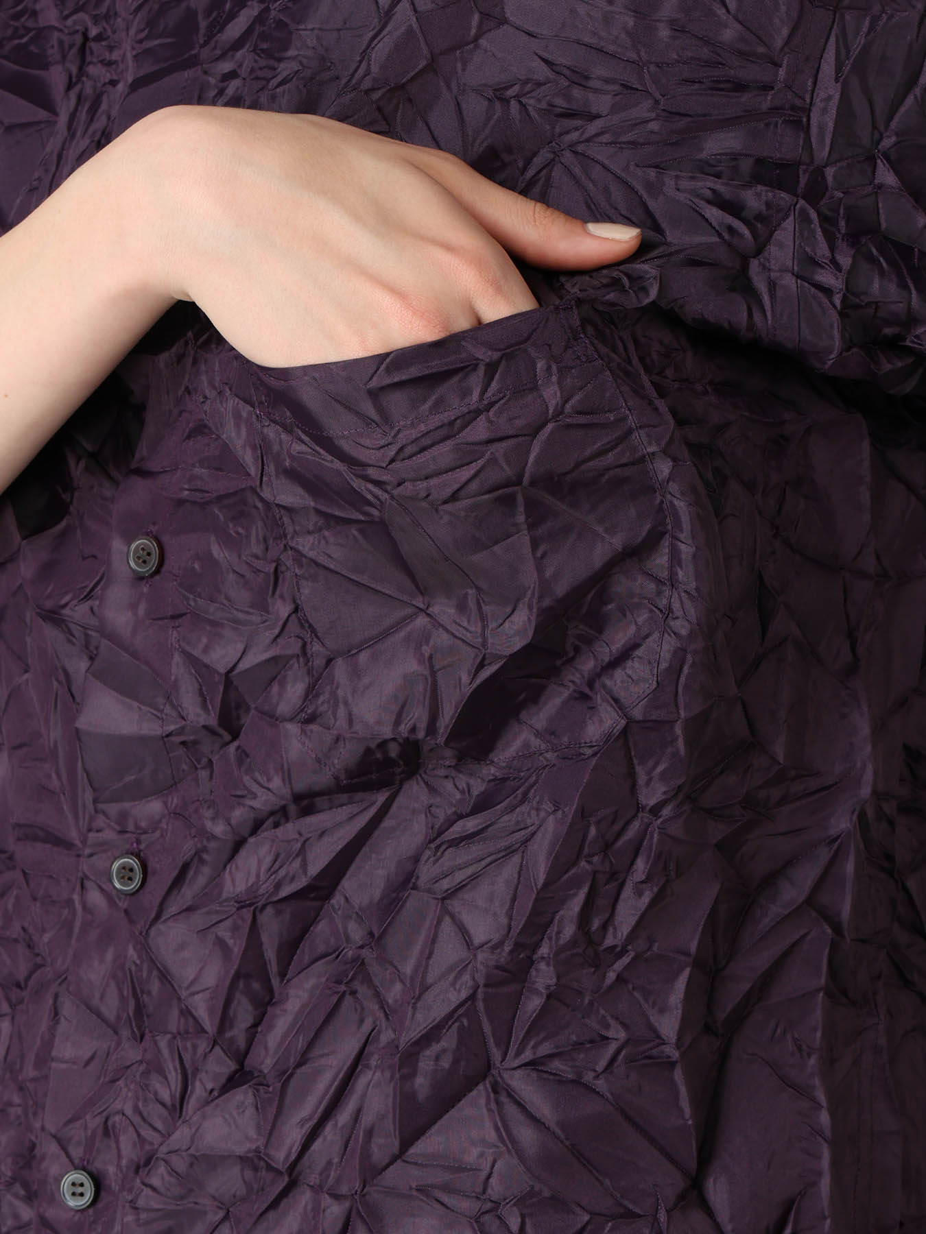 CRUSHED FABRIC SHORT SLEEVE SHIRT