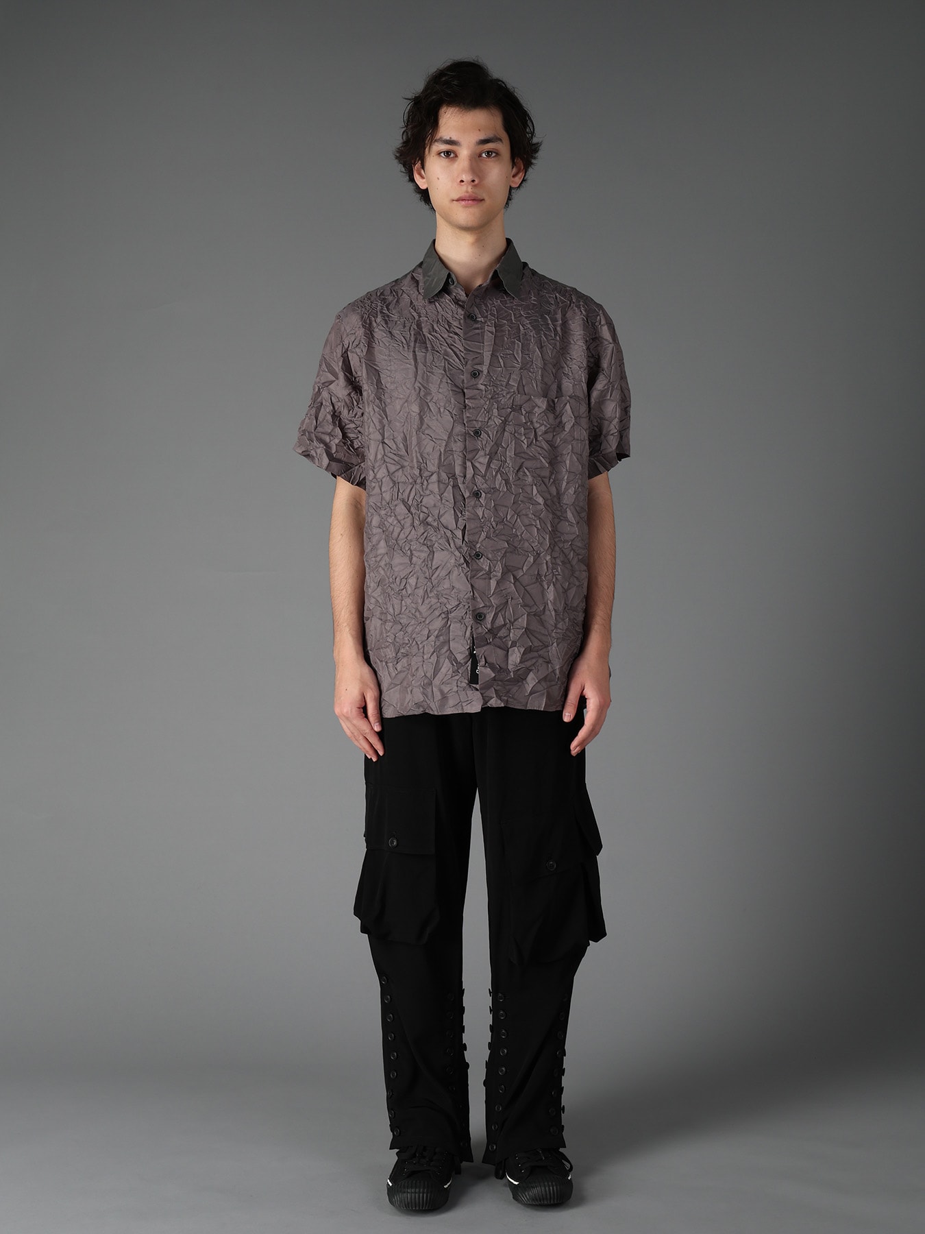 CRUSHED FABRIC SHORT SLEEVE SHIRT