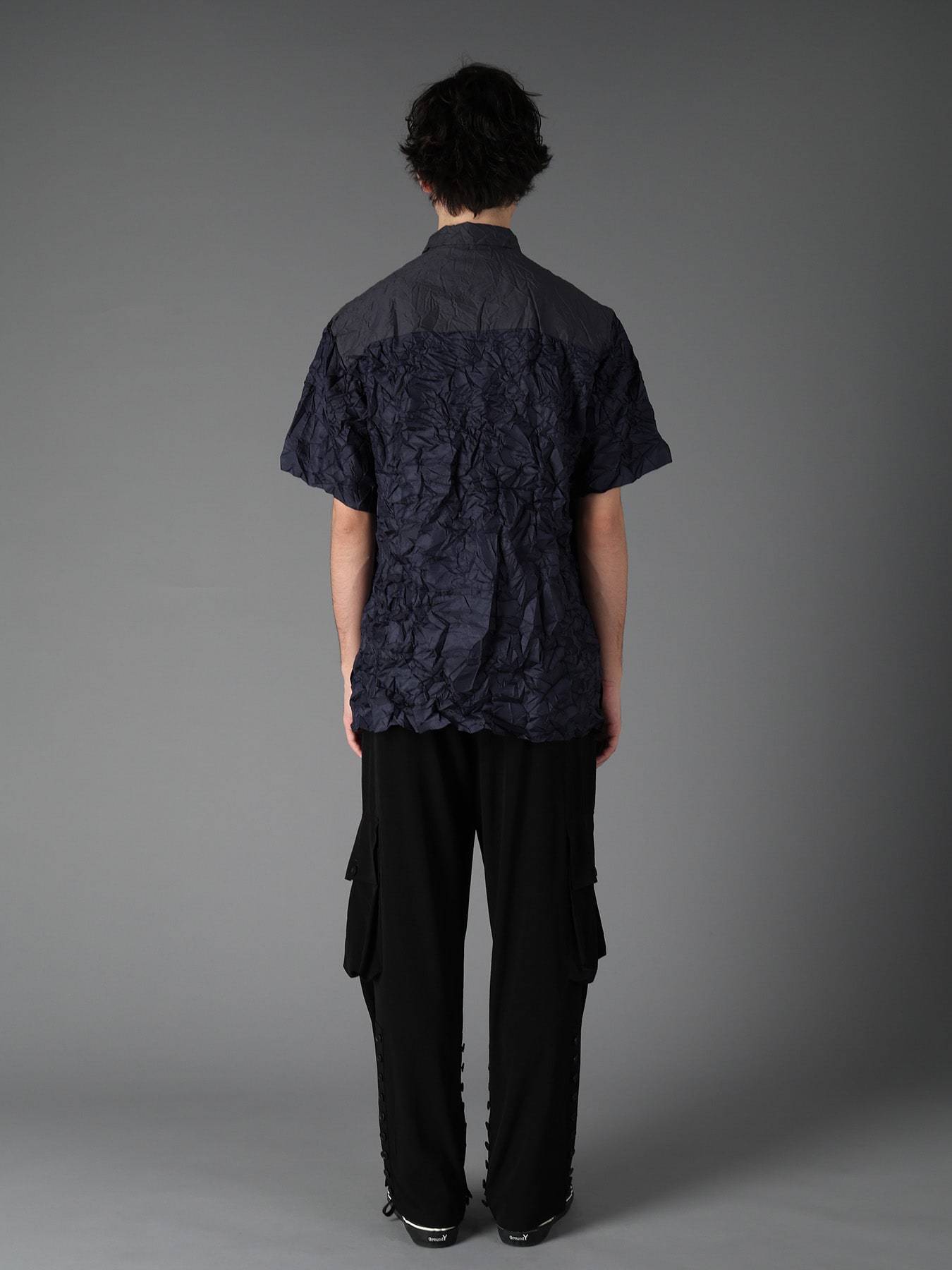 CRUSHED FABRIC SHORT SLEEVE SHIRT
