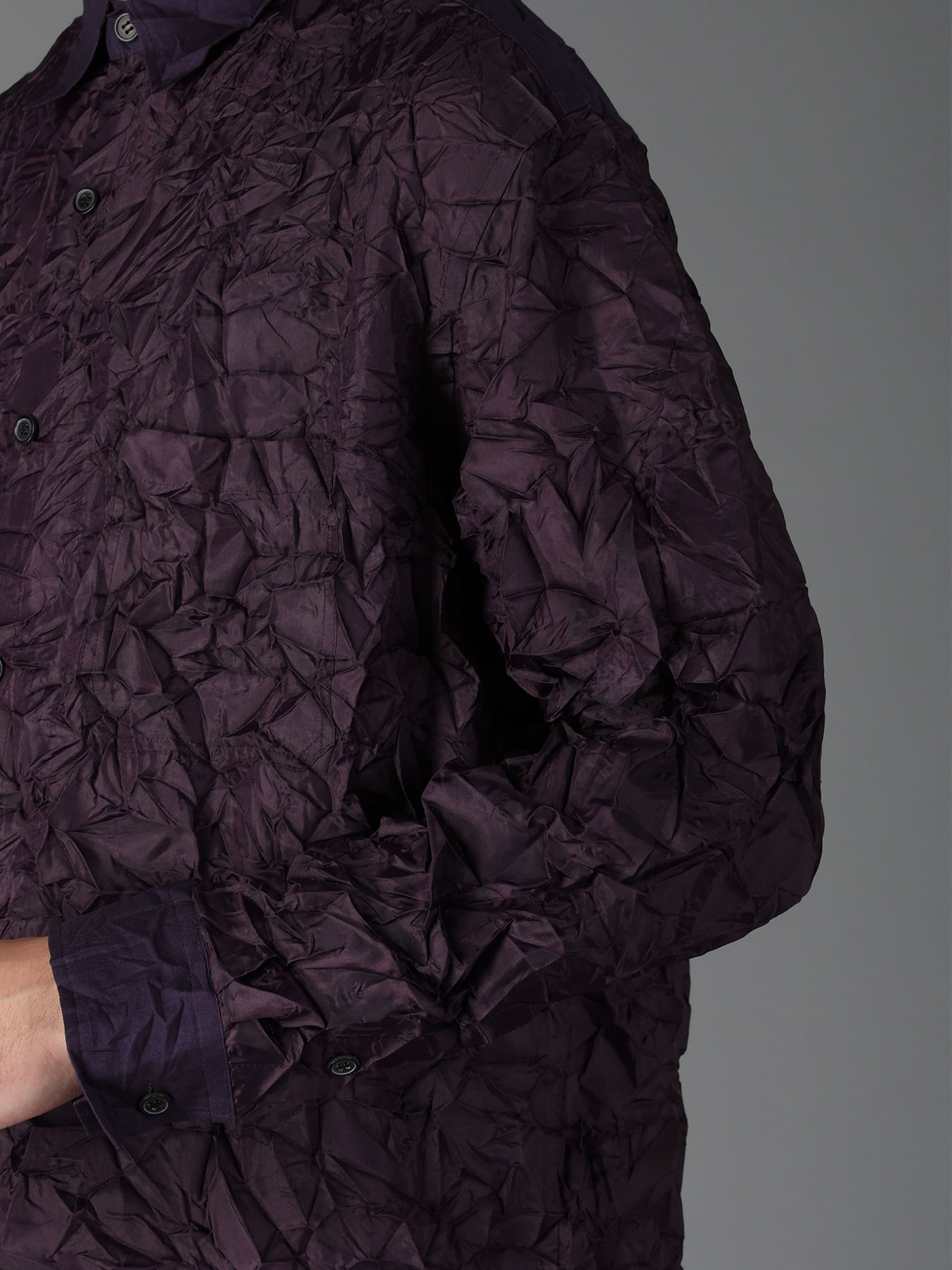 CRUSHED FABRIC LONG SLEEVE SHIRT