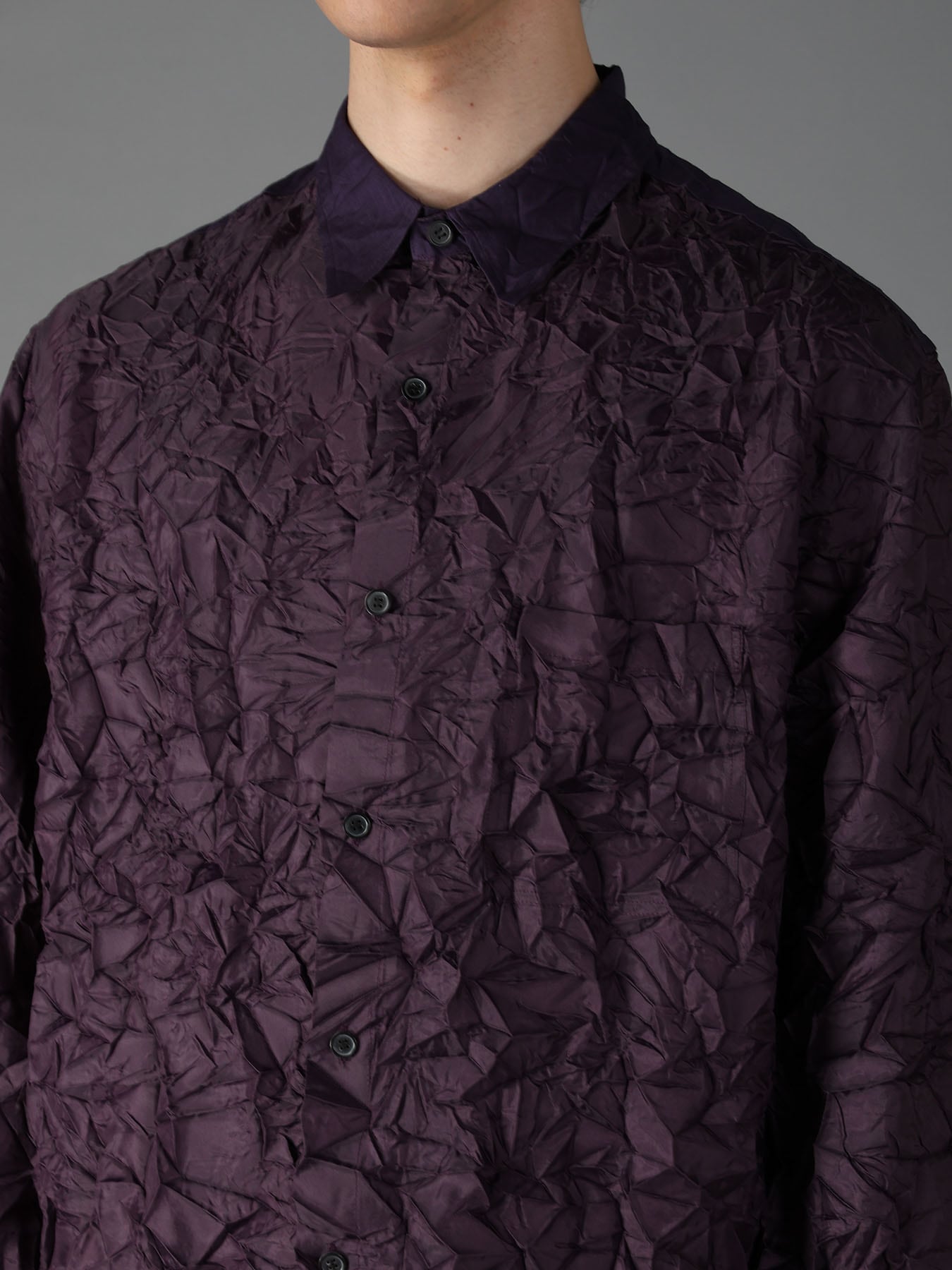 CRUSHED FABRIC LONG SLEEVE SHIRT