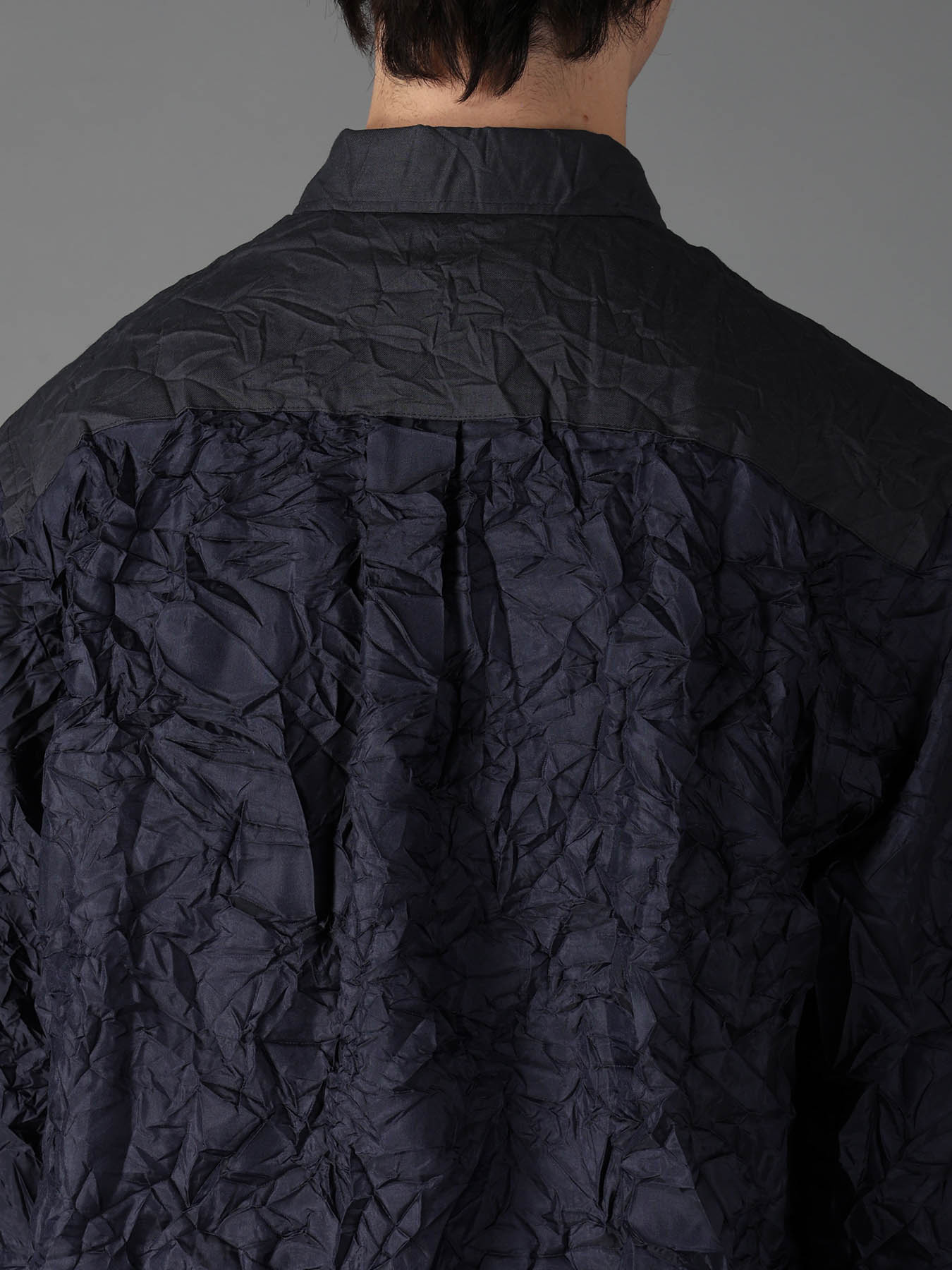 CRUSHED FABRIC LONG SLEEVE SHIRT