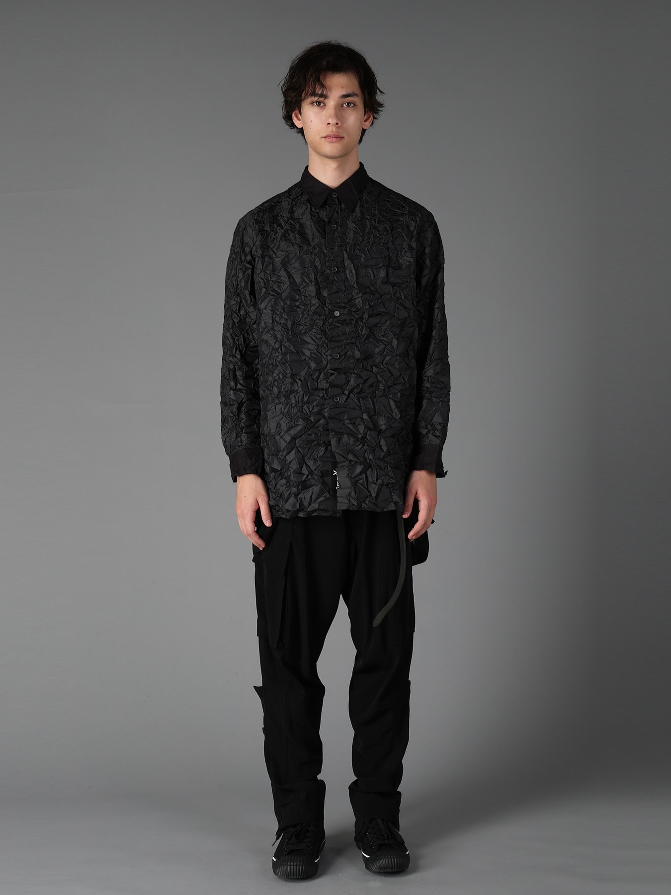 CRUSHED FABRIC LONG SLEEVE SHIRT-BLACK
