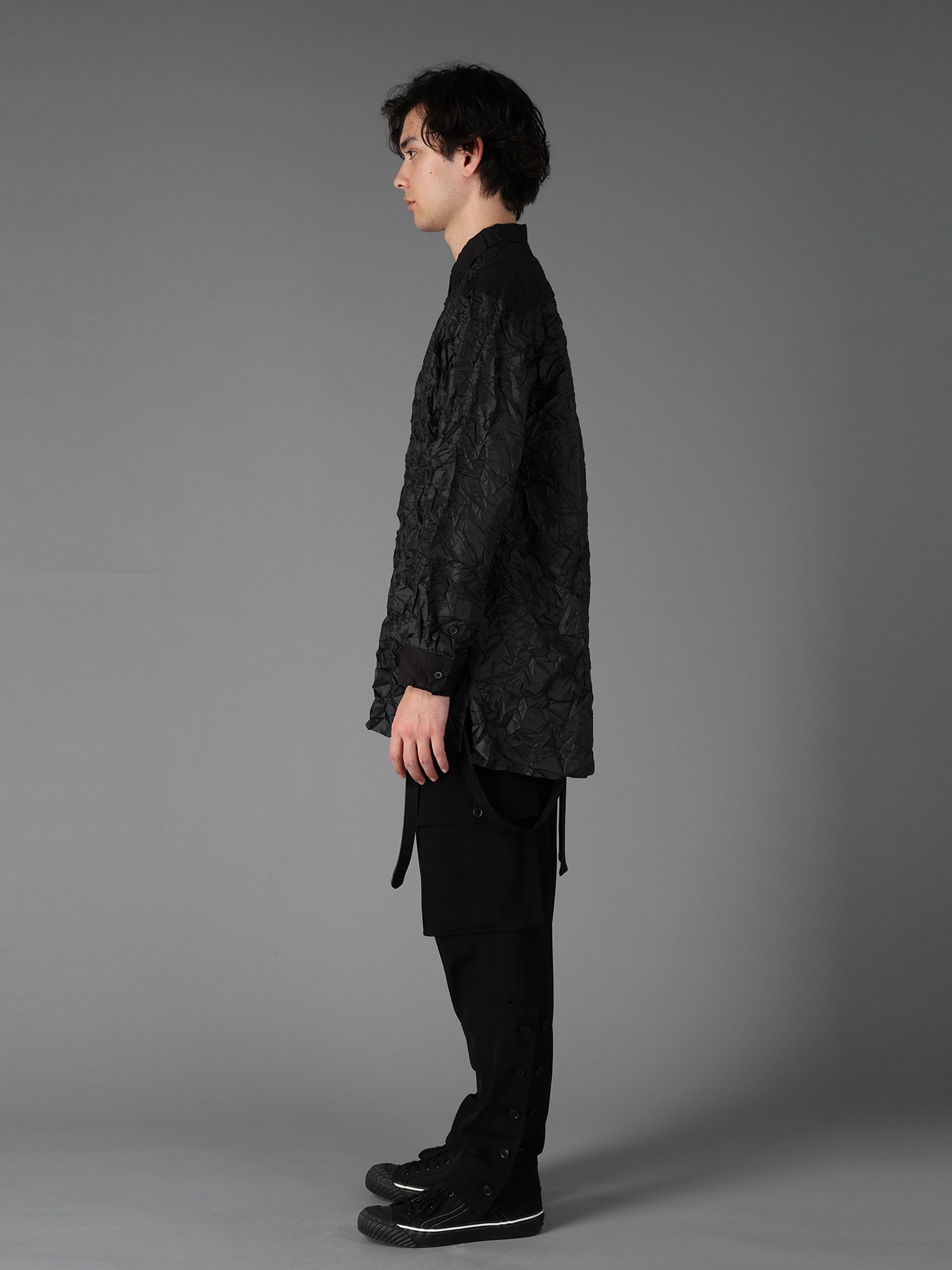 CRUSHED FABRIC LONG SLEEVE SHIRT-BLACK