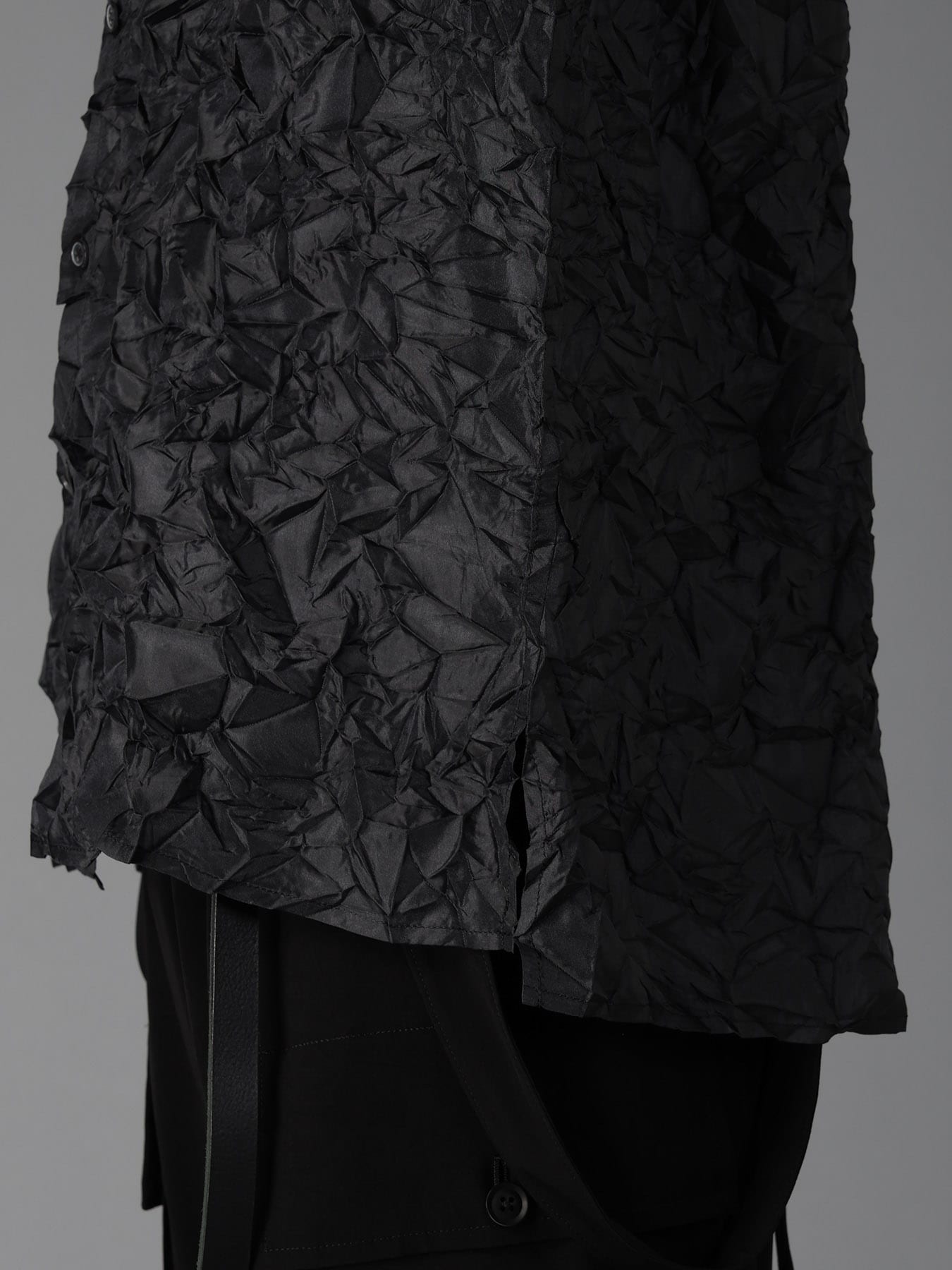 CRUSHED FABRIC LONG SLEEVE SHIRT-BLACK