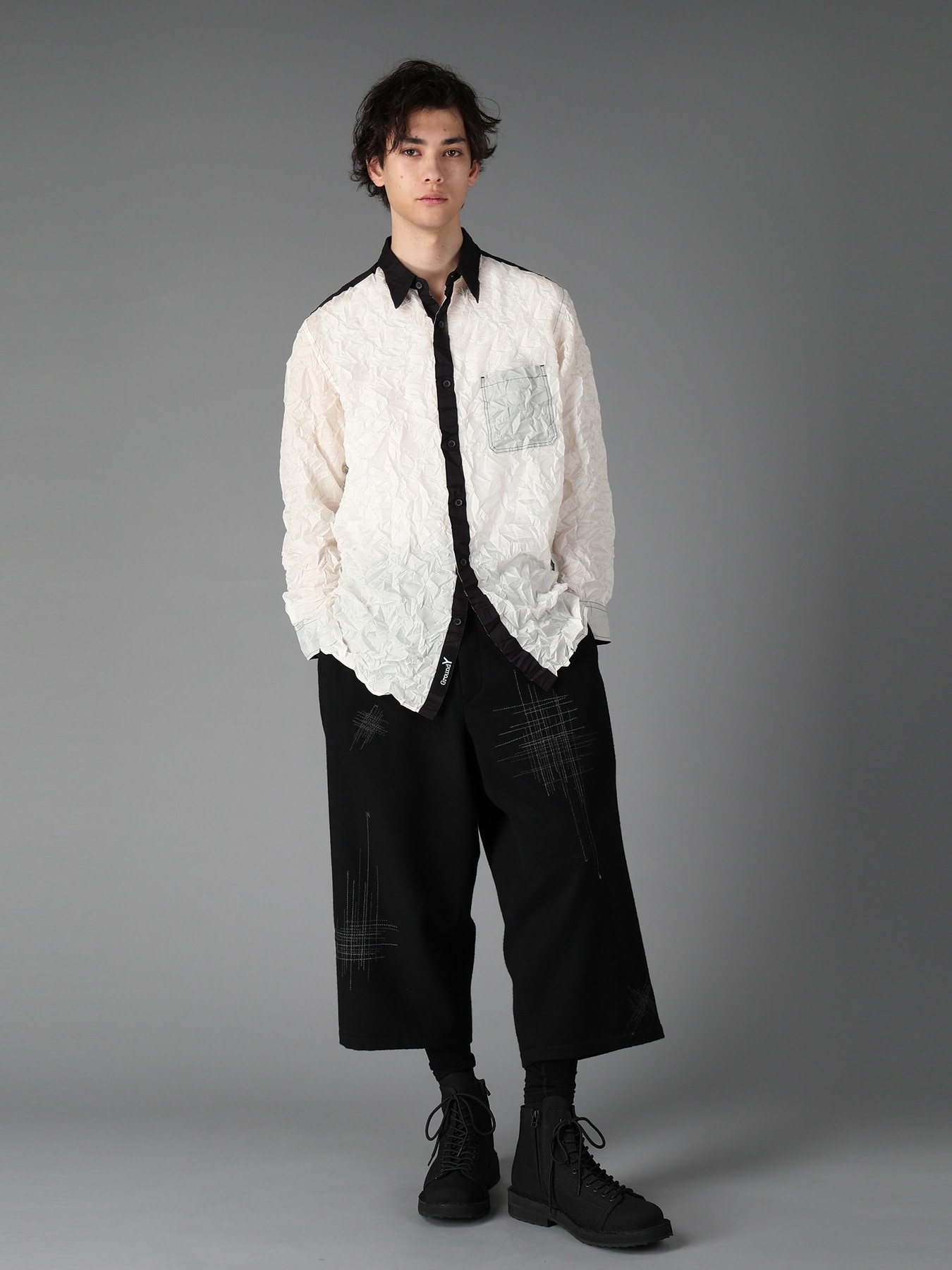 CRUSHED FABRIC LONG SLEEVE SHIRT-BLACK × WHITE