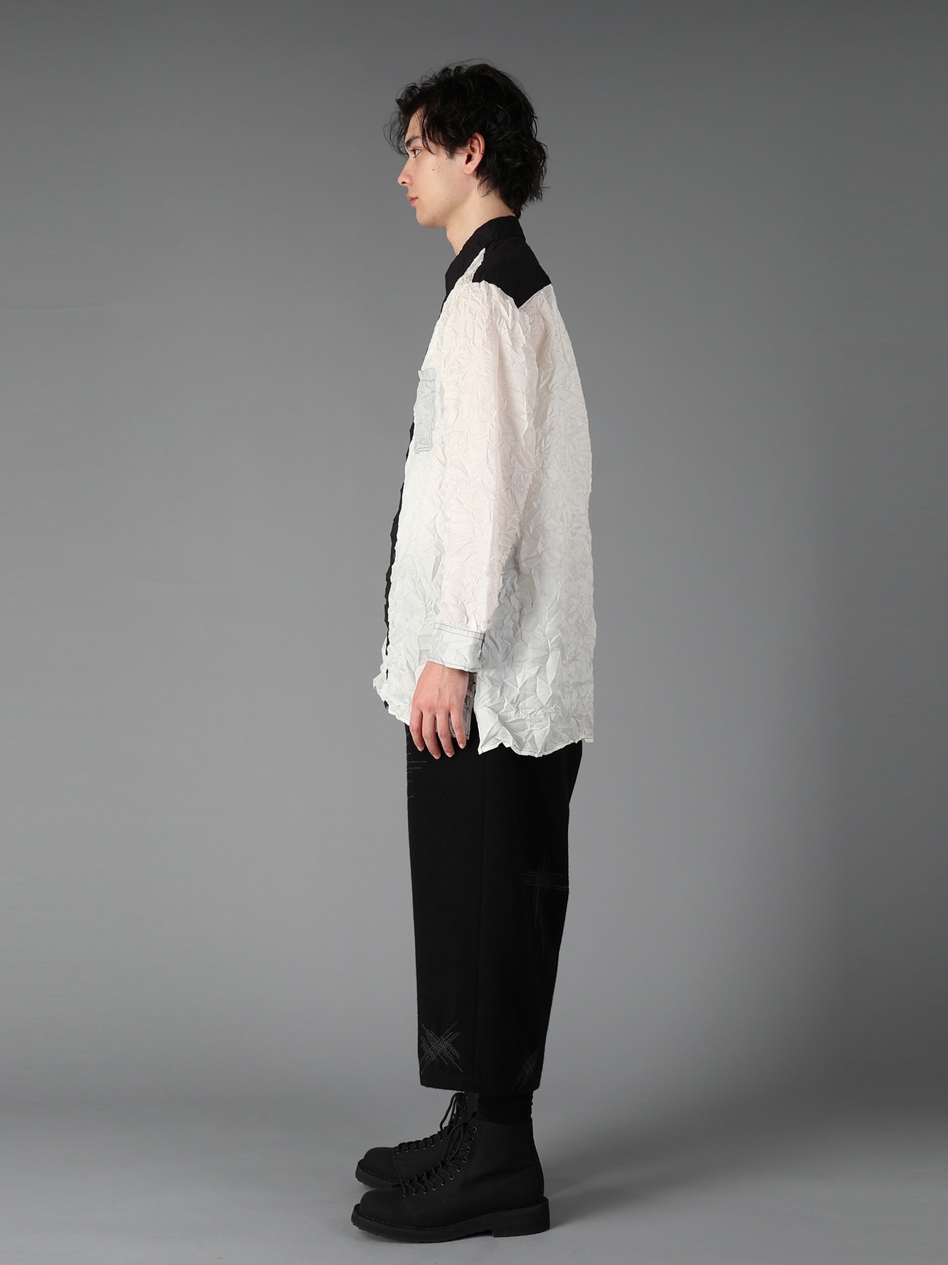 CRUSHED FABRIC LONG SLEEVE SHIRT-BLACK × WHITE