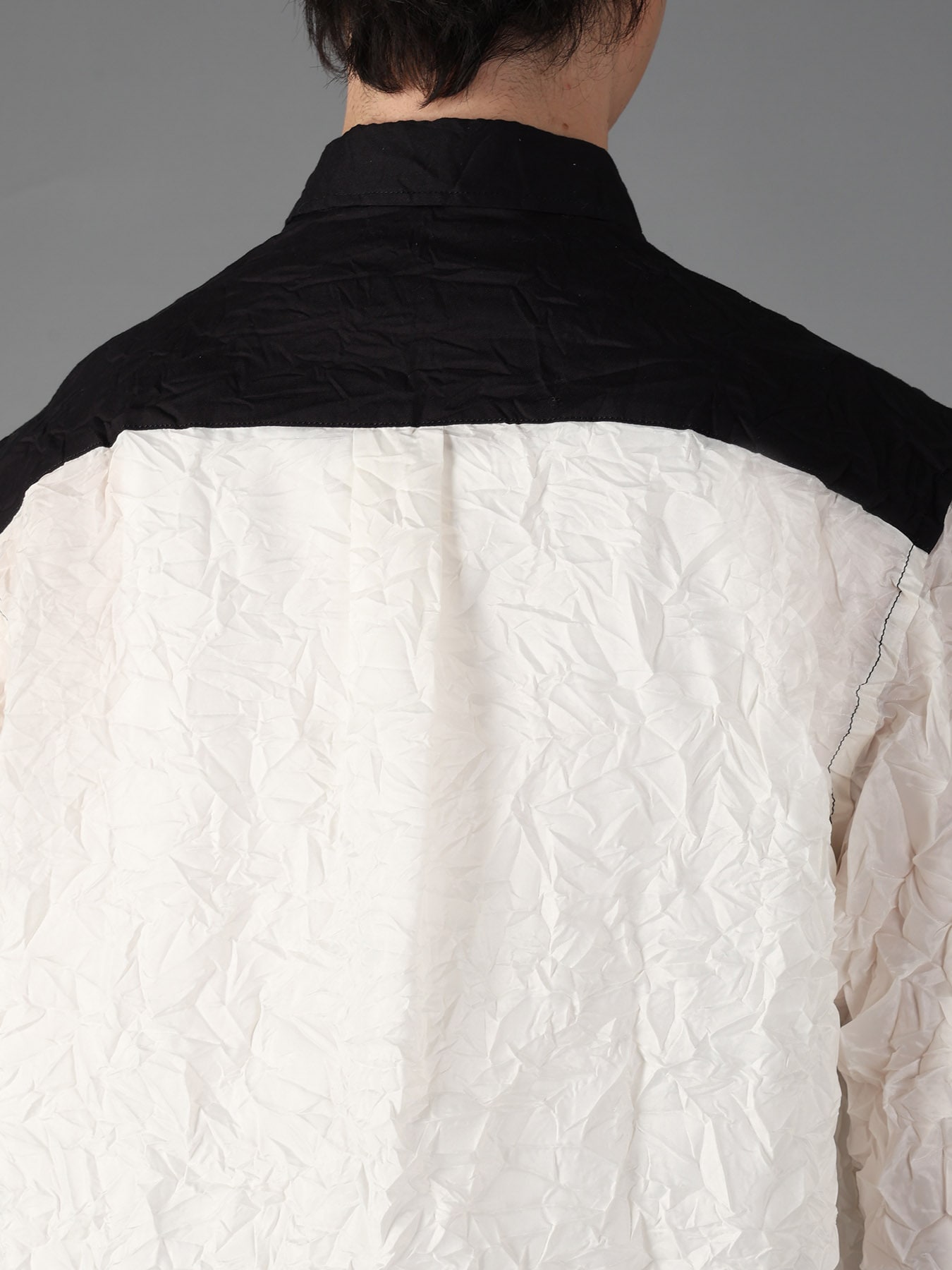 CRUSHED FABRIC LONG SLEEVE SHIRT-BLACK × WHITE