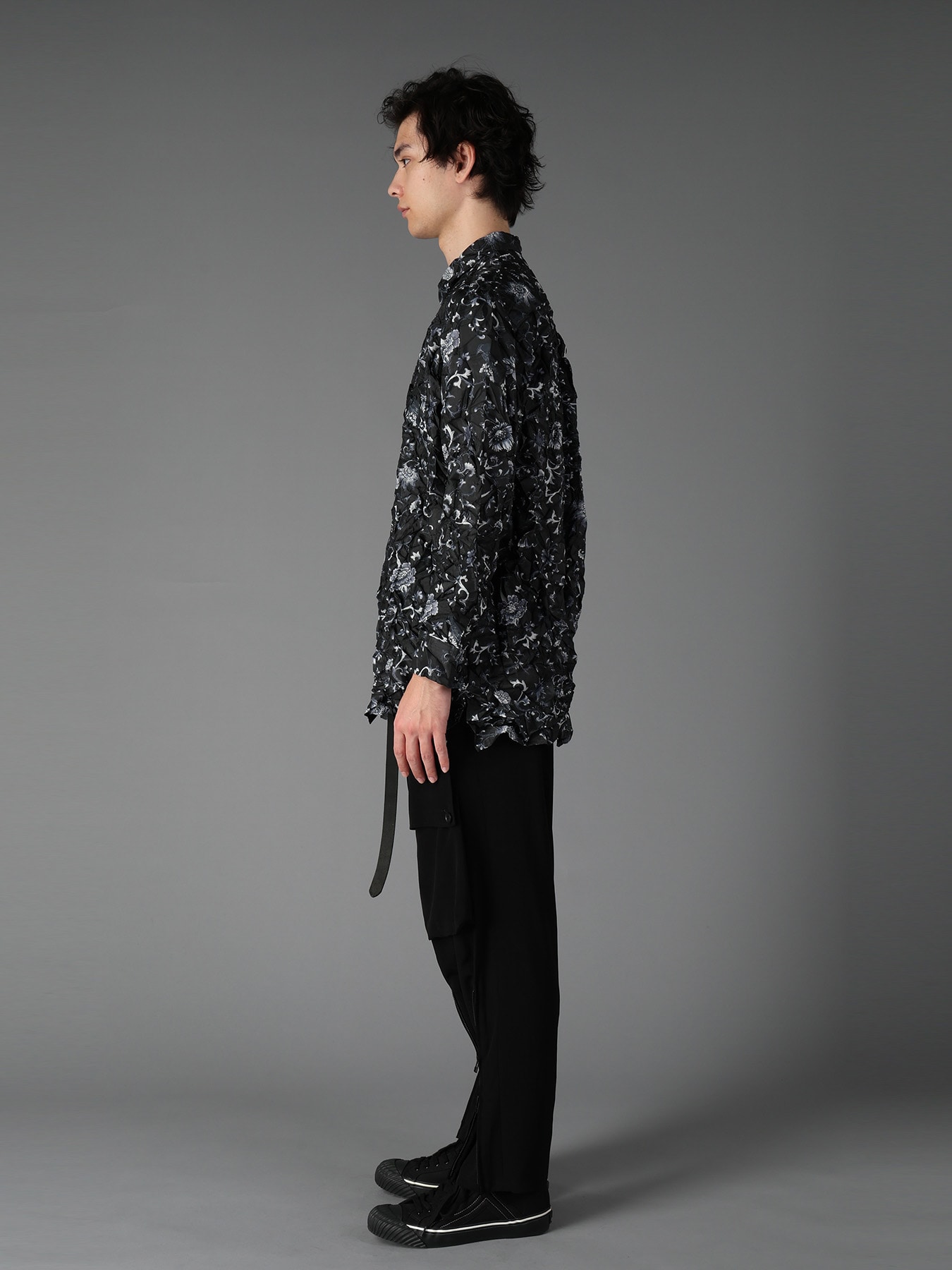 CRUSHED FABRIC BOTANICAL ARABESQUE PRINT SHIRT