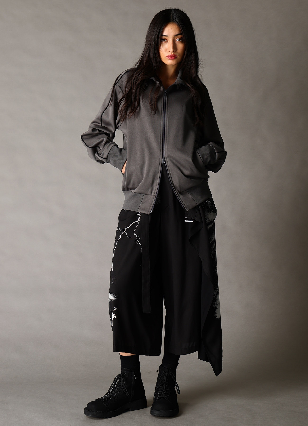 POLYESTER SMOOTH SPLIT RAGLAN TRACK JACKET