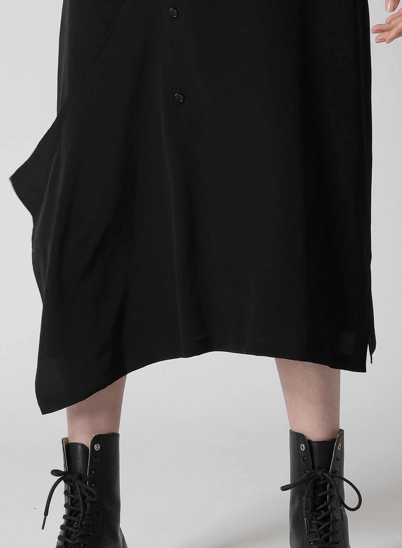 TRIACETATE/POLYESTER CREPE de CHINE LEFT FRONT DRAPED DRESS SHIRT