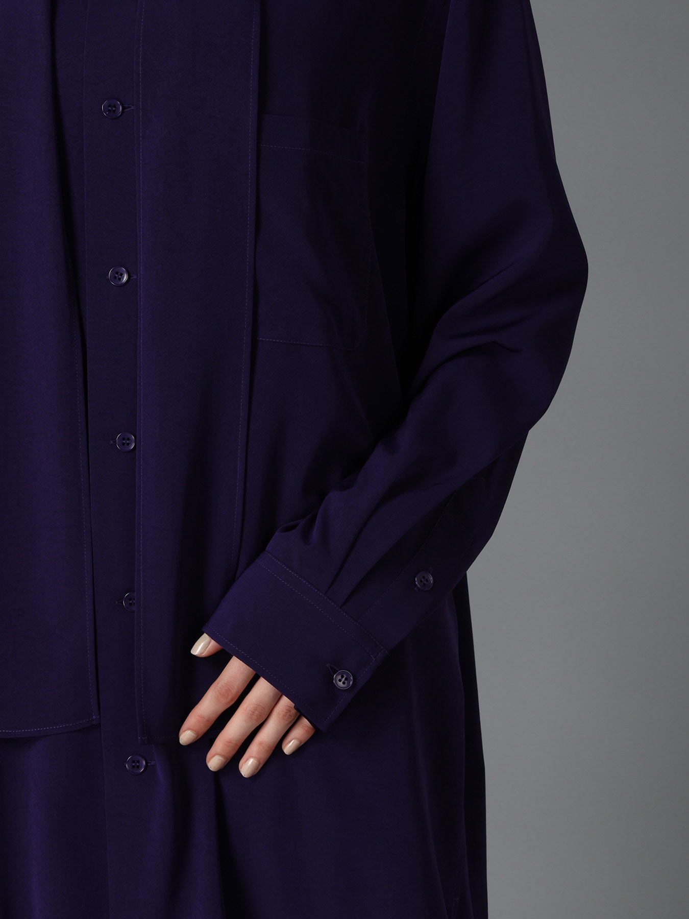 CREPE de CHINE BOW TIE COLLAR SHIRT