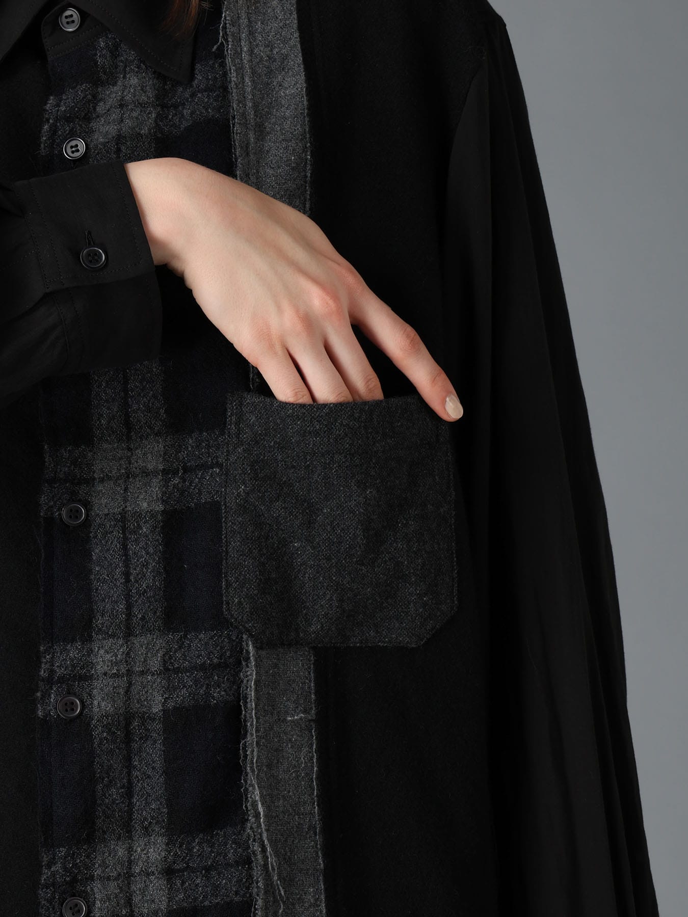 SWITCHING MATERIAL FRONT PANEL SHIRT