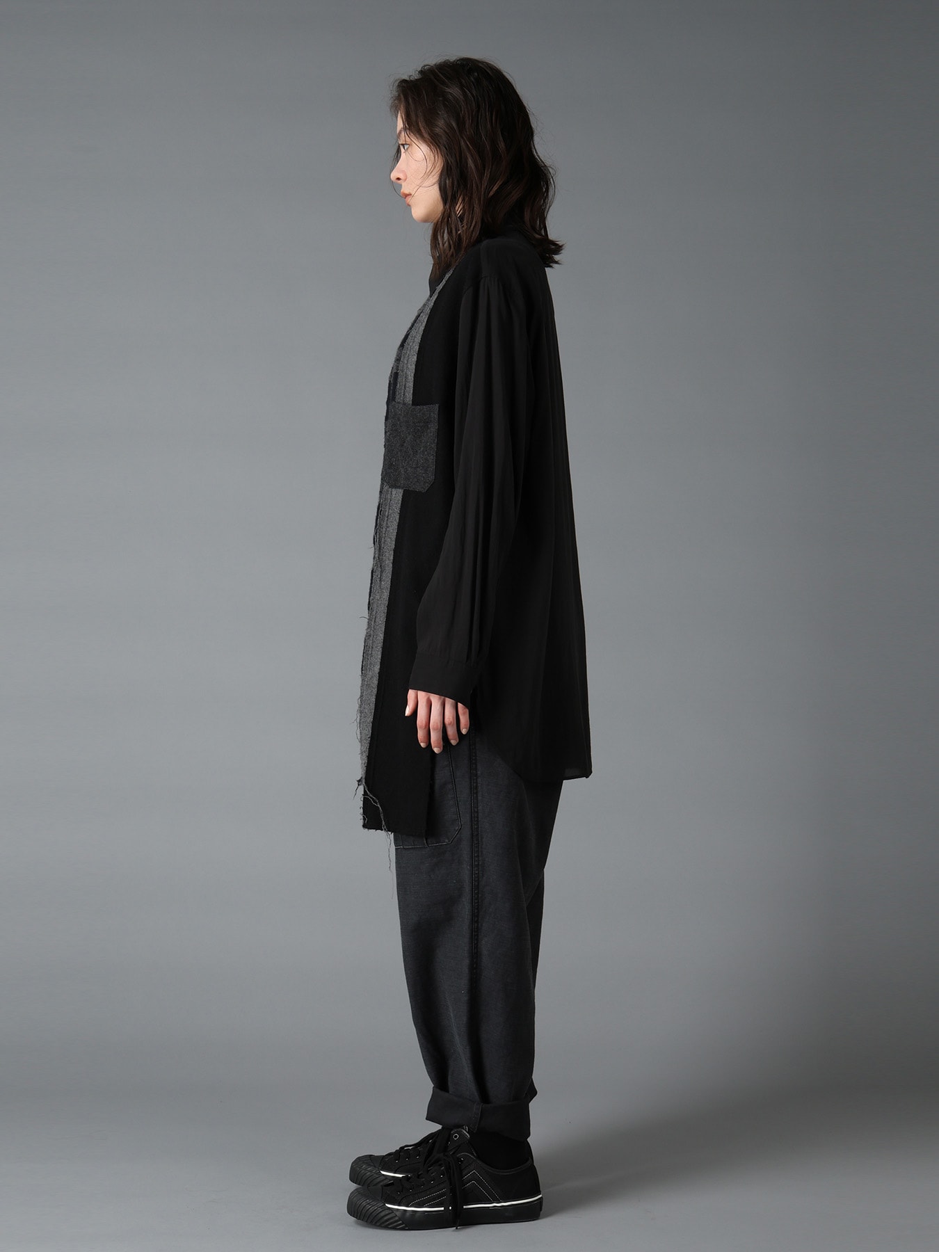 SWITCHING MATERIAL FRONT PANEL SHIRT