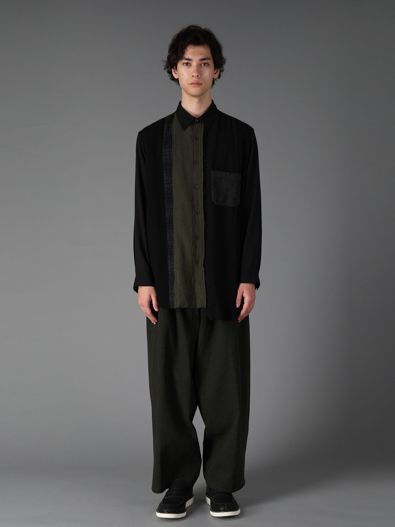 SWITCHING MATERIAL PATCHWORK SHIRT