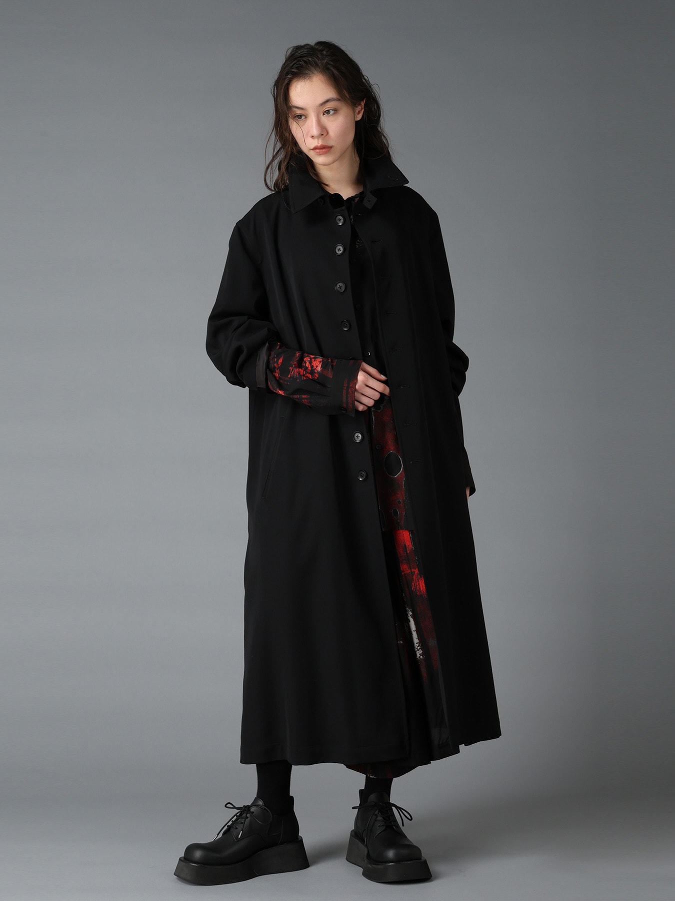 WOOL GABARDINE 8-BUTTON COAT