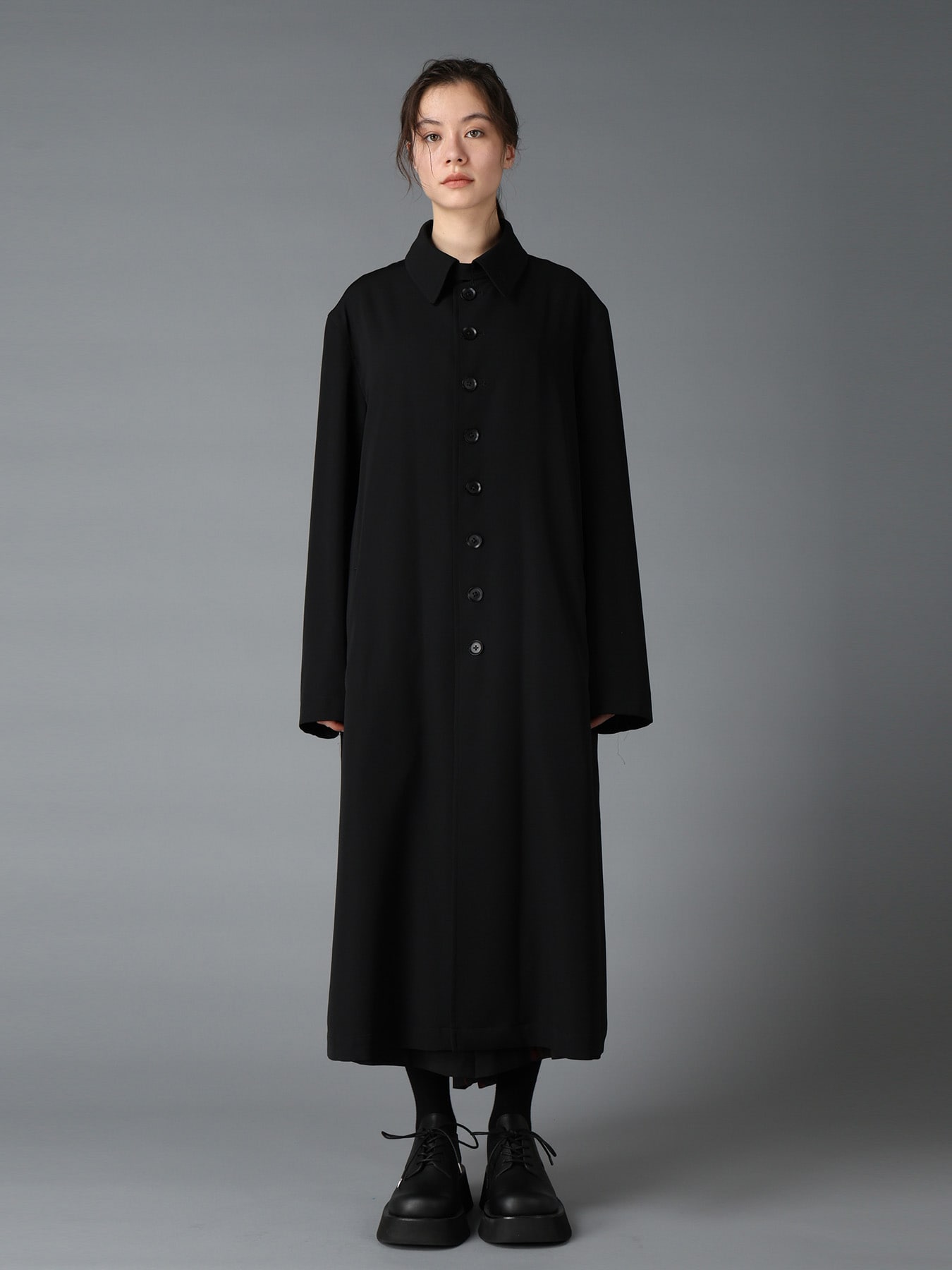 WOOL GABARDINE 8-BUTTON COAT