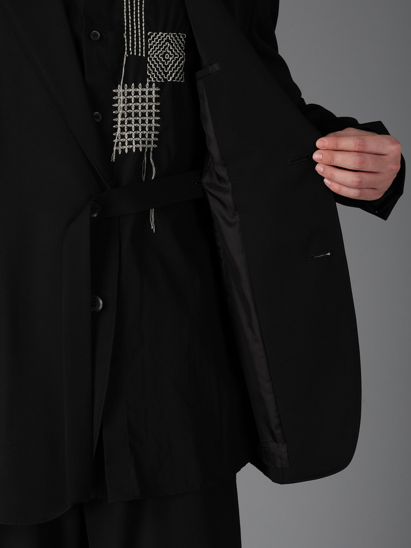 WOOL GABARDINE SIDE BELT JACKET