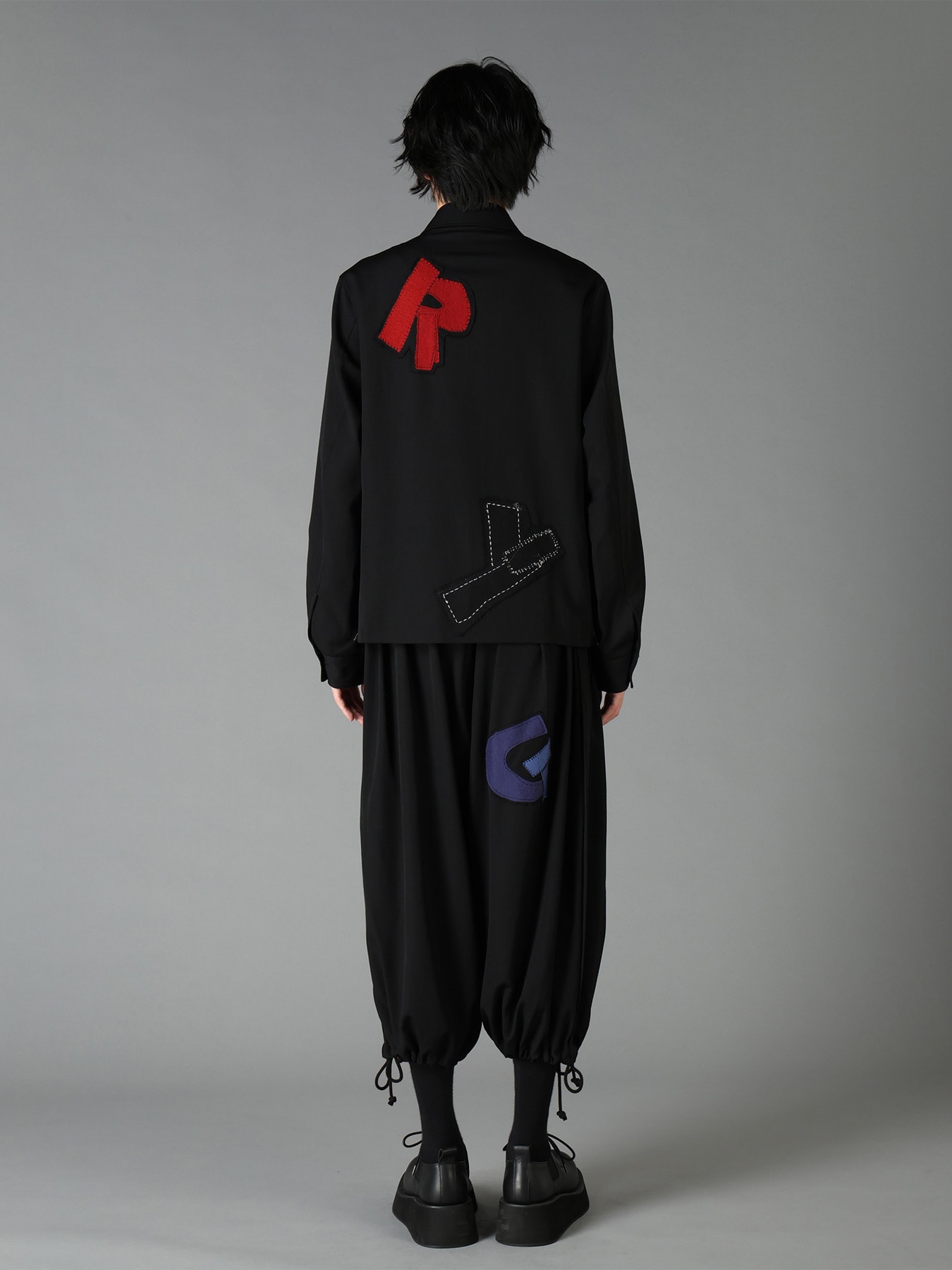 WOOL GABARDINE APPLIQUE ZIP JACKET