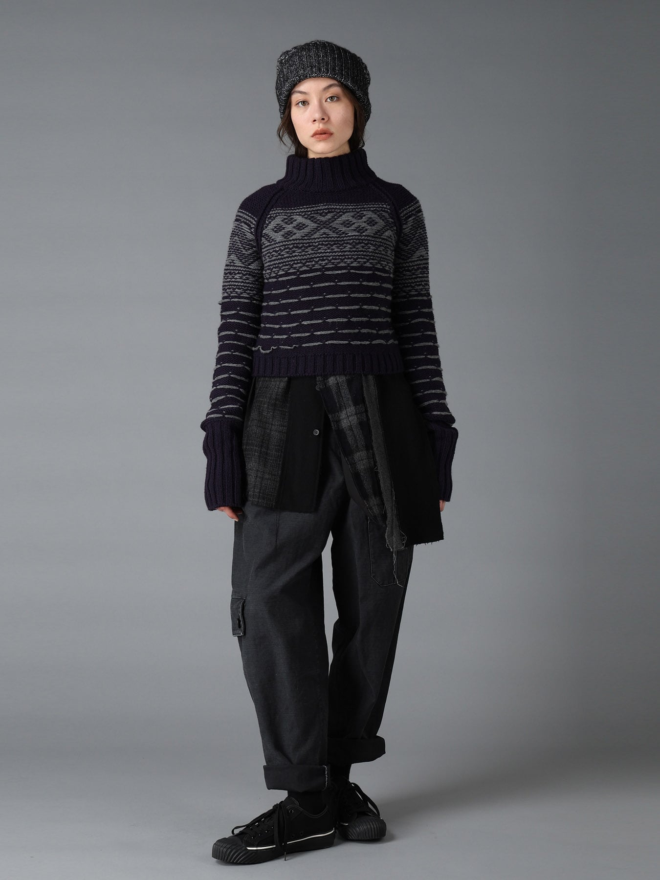 BULKY REVERSE JACQUARD SHORT PULLOVER KNIT
