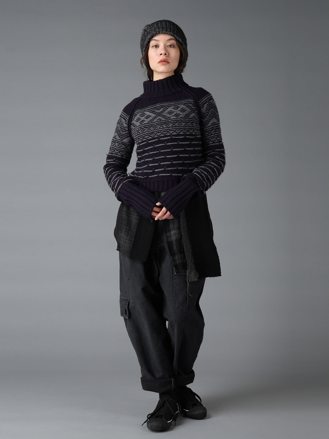 BULKY REVERSE JACQUARD SHORT PULLOVER KNIT