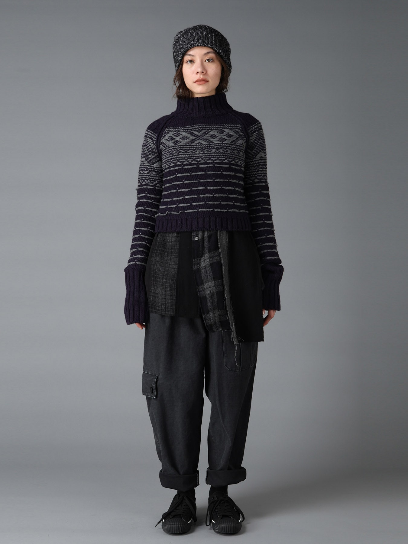 BULKY REVERSE JACQUARD SHORT PULLOVER KNIT