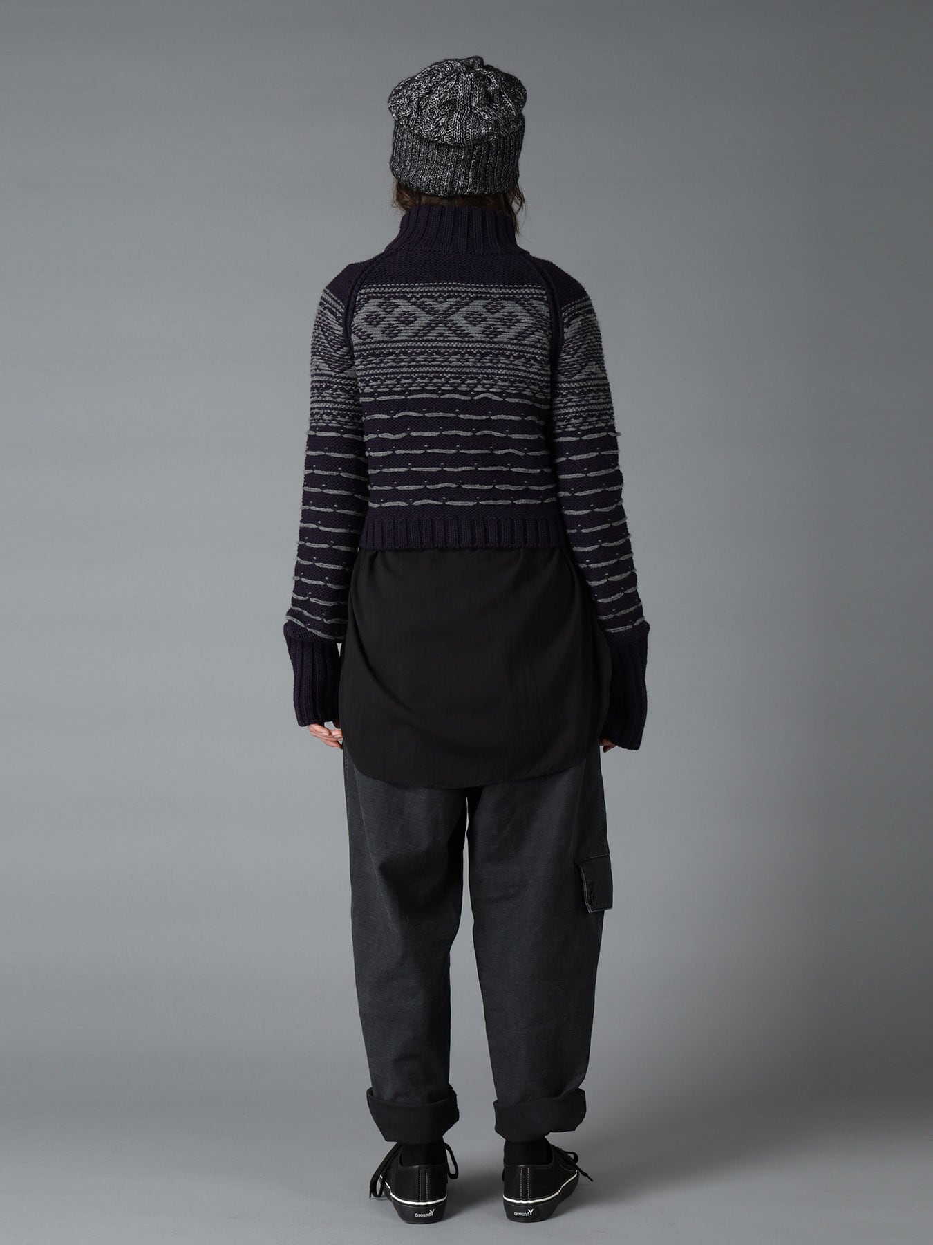 BULKY REVERSE JACQUARD SHORT PULLOVER KNIT