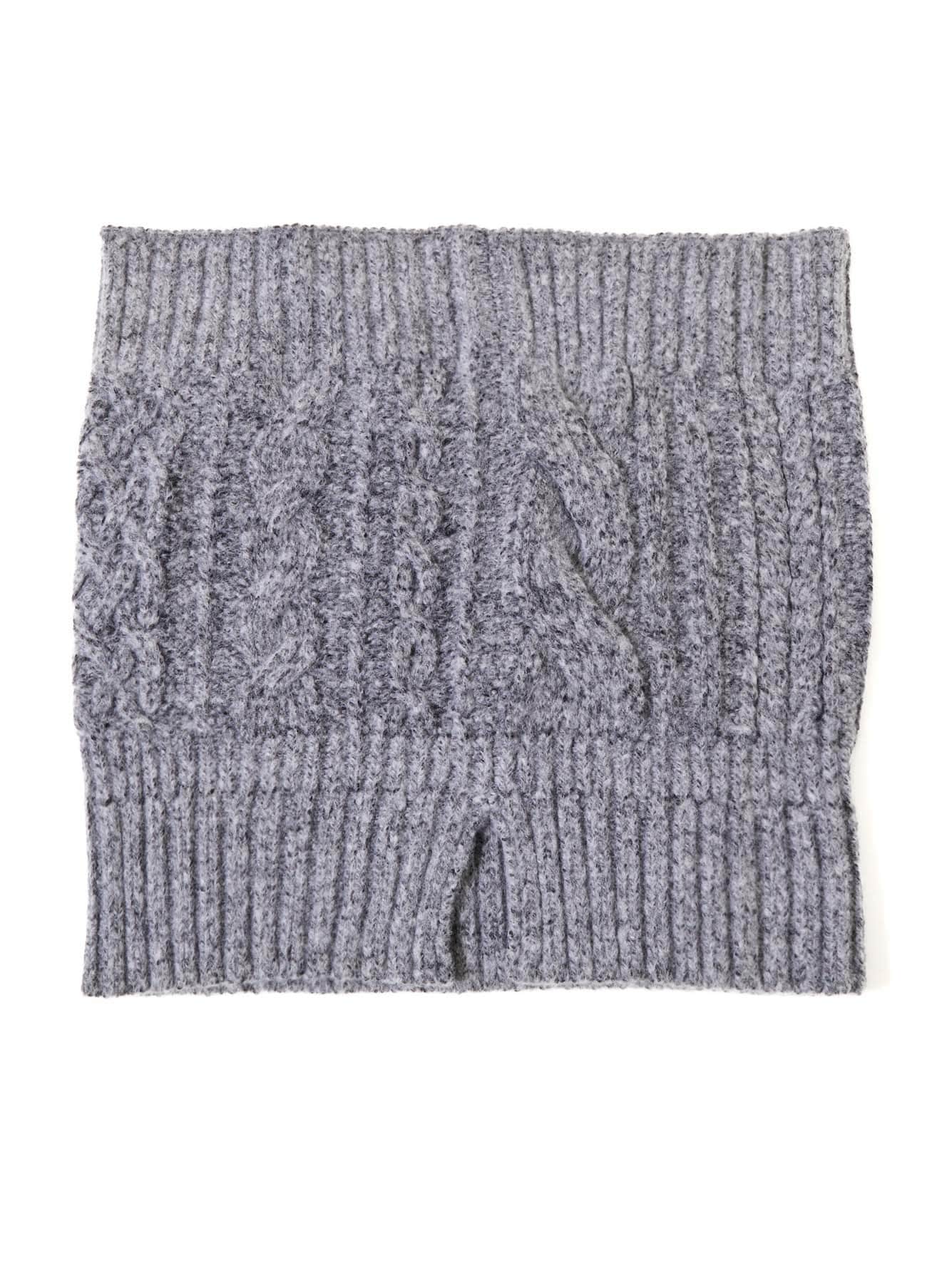 FLUFFY TUBE YARN CABLE KNIT SNOOD