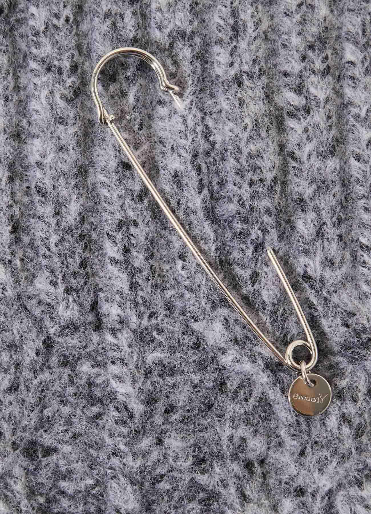 FLUFFY TUBE YARN CABLE KNIT SNOOD