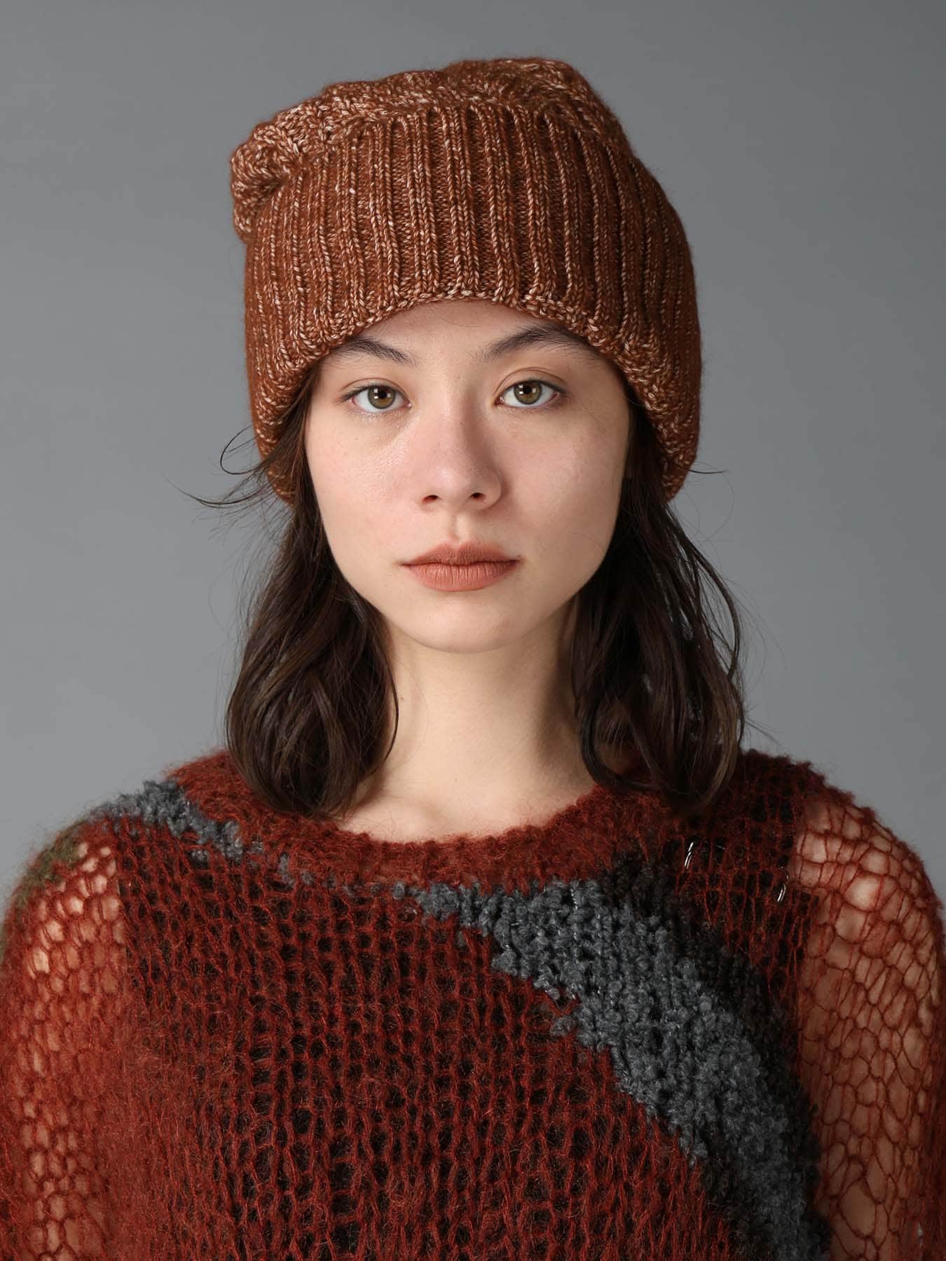 FLUFFY TUBE YARN CABLE KNIT CAP