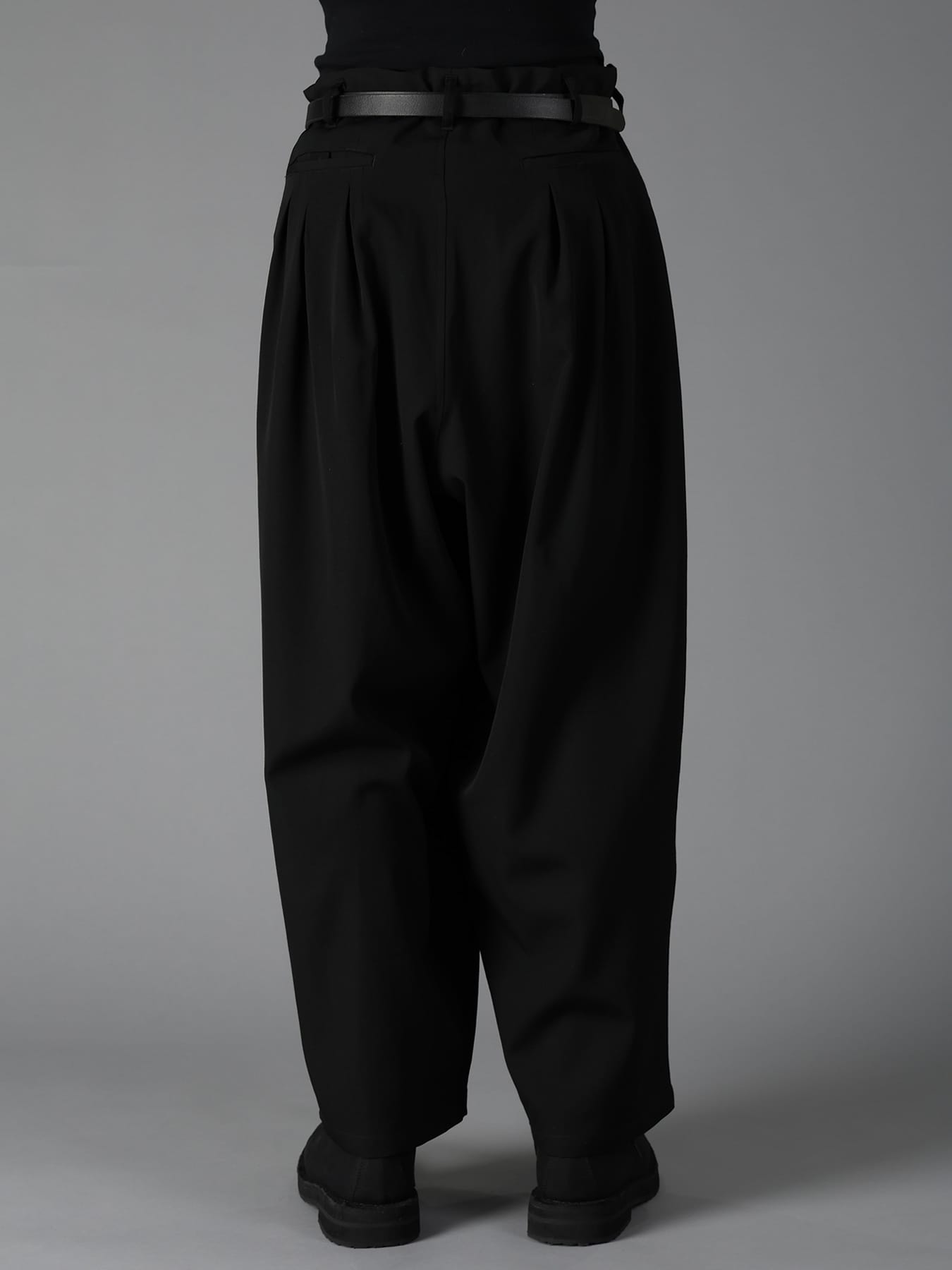 WOOL GABARDINE 12-TUCK PANTS