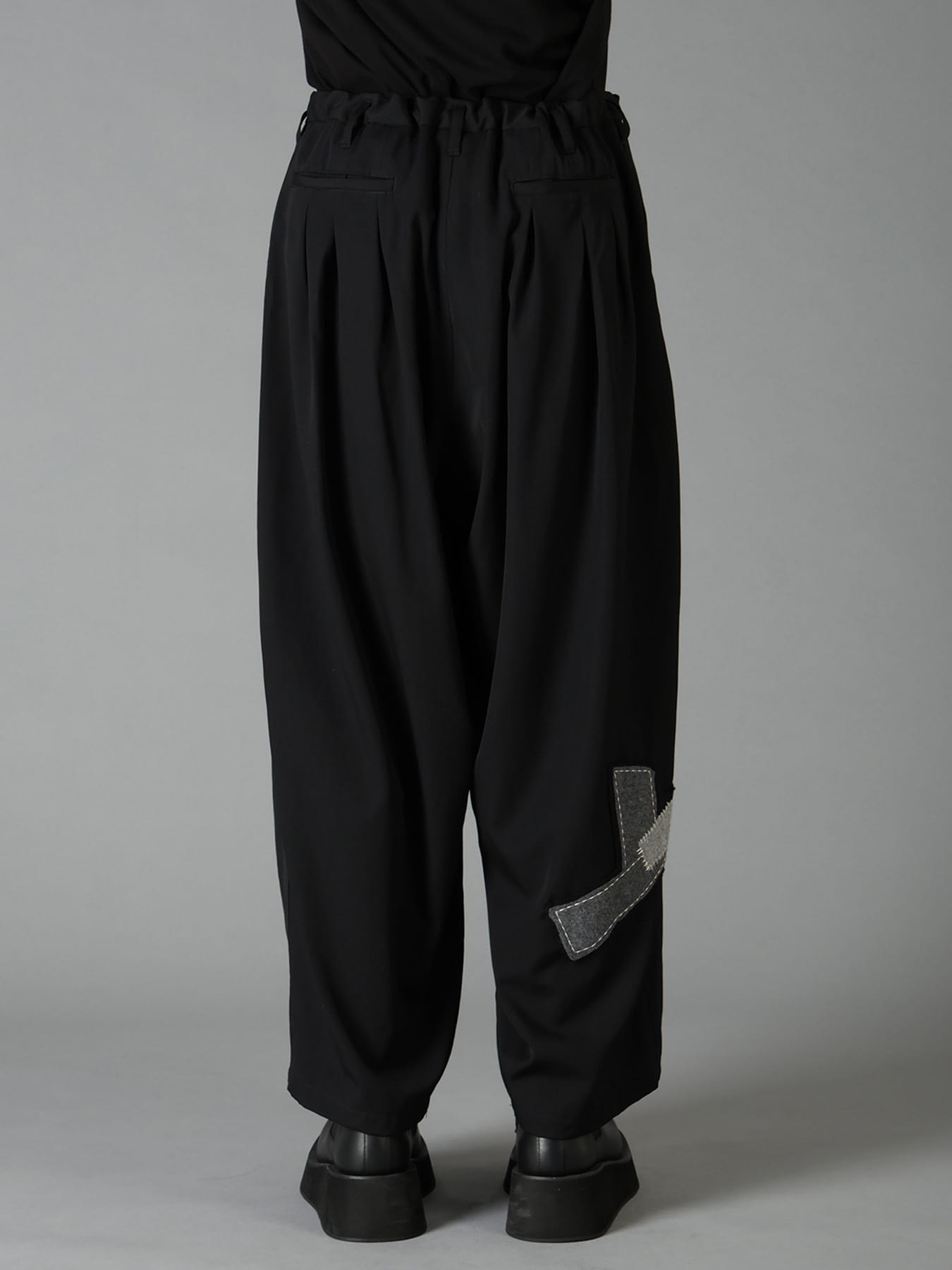 WOOL GABARDINE APPLIQUE 12 TUCK PANTS