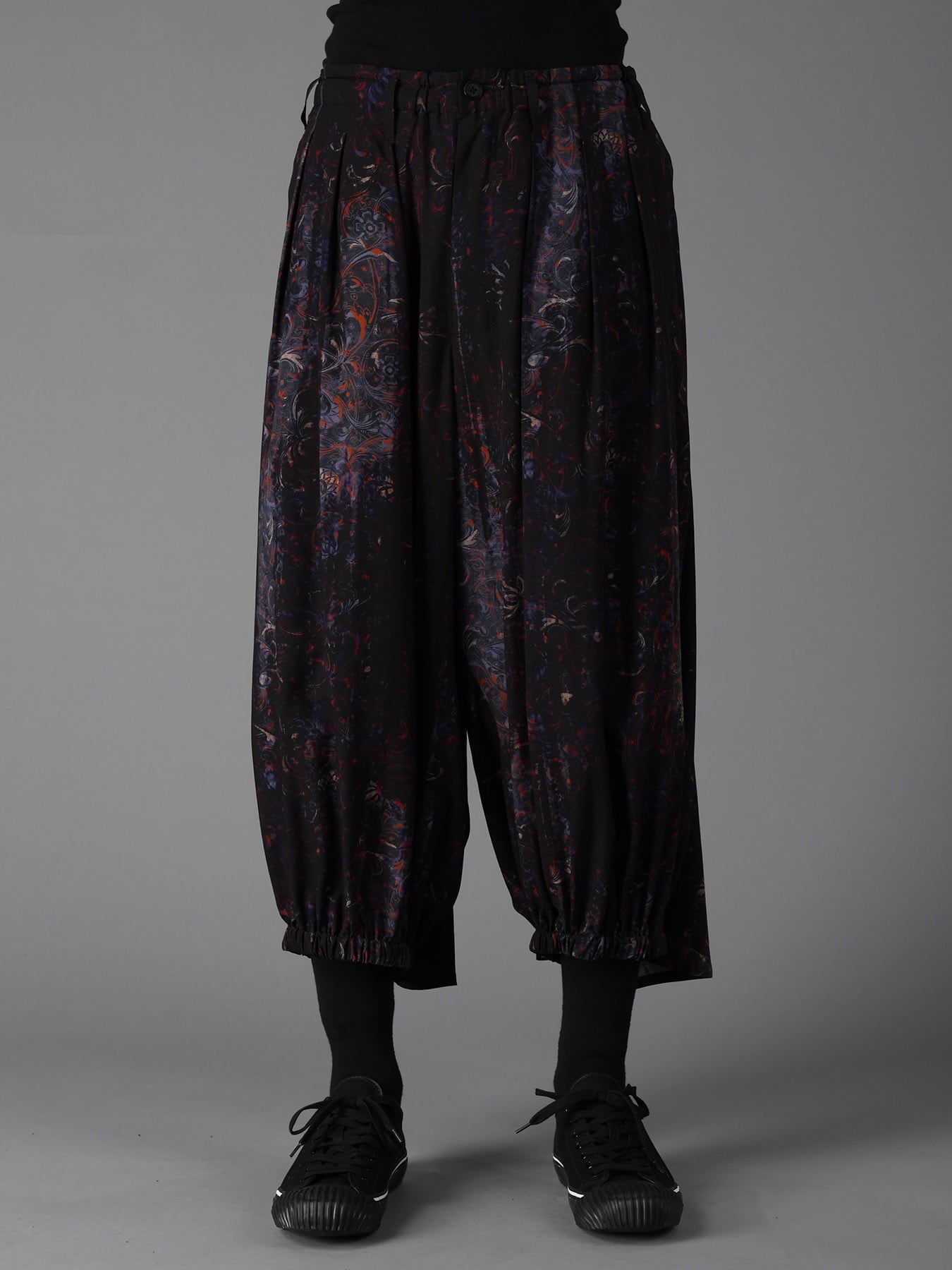 RAYON PAISLEY BALLOON CROW PANTS