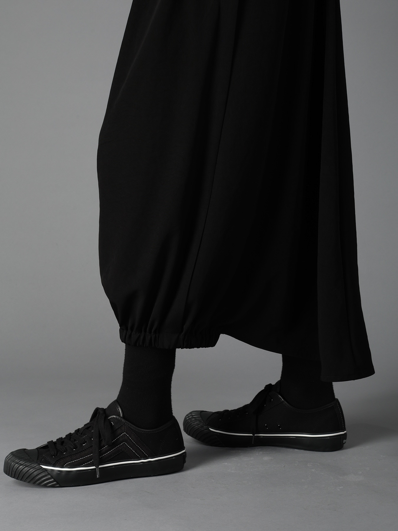 CREPE de CHINE BALLOON CROW PANTS