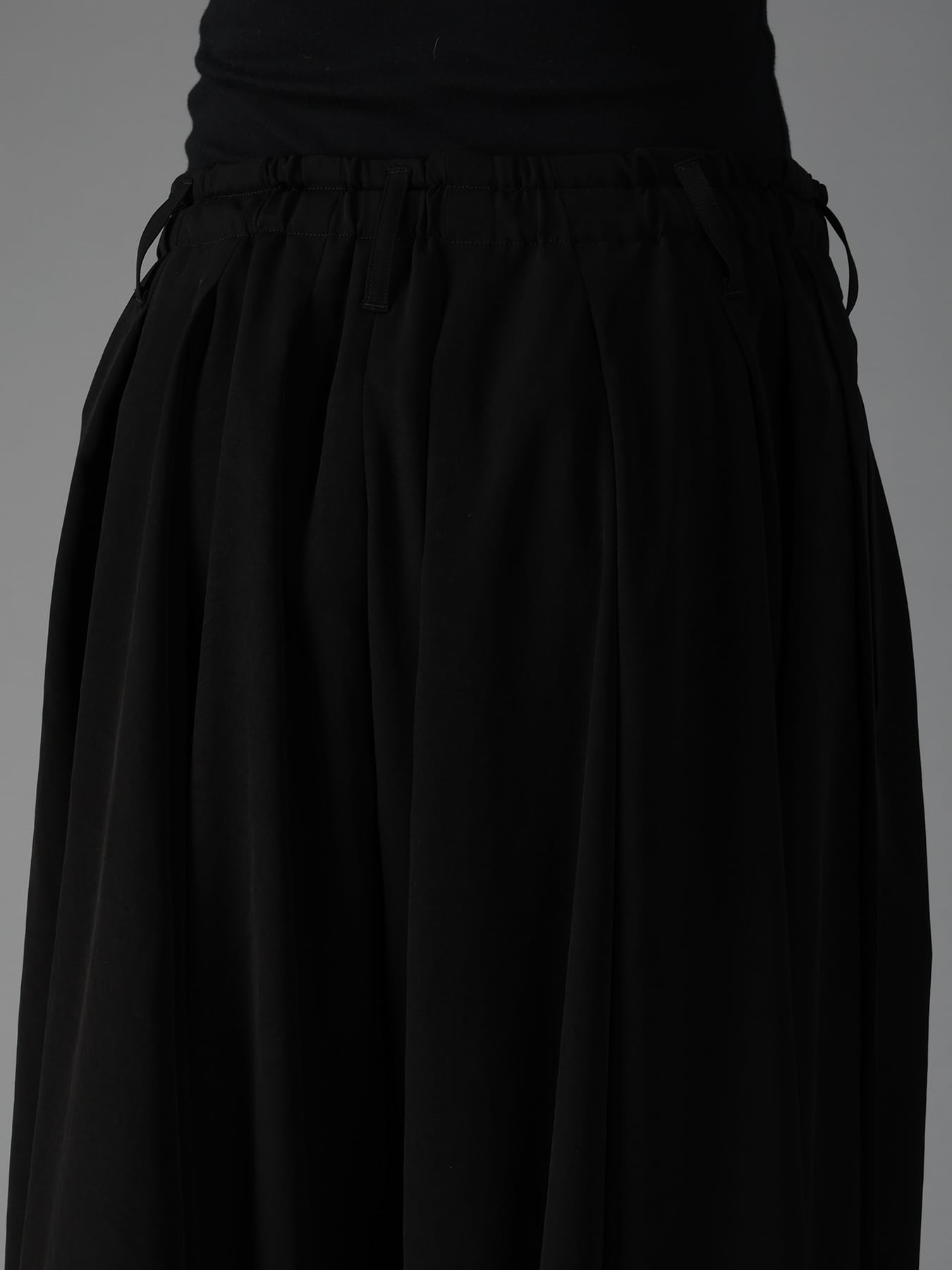 CREPE de CHINE BALLOON CROW PANTS
